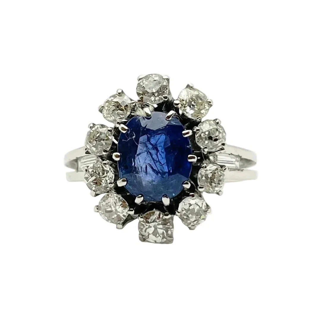Bague Marguerite en or blanc, saphir et diamants