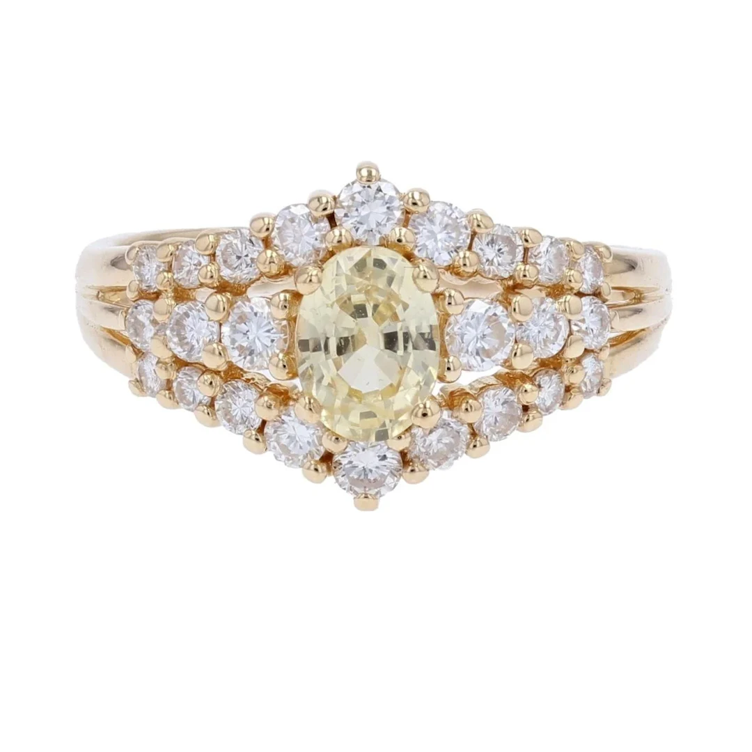 Pavé ring in yellow gold, sapphire and diamonds
