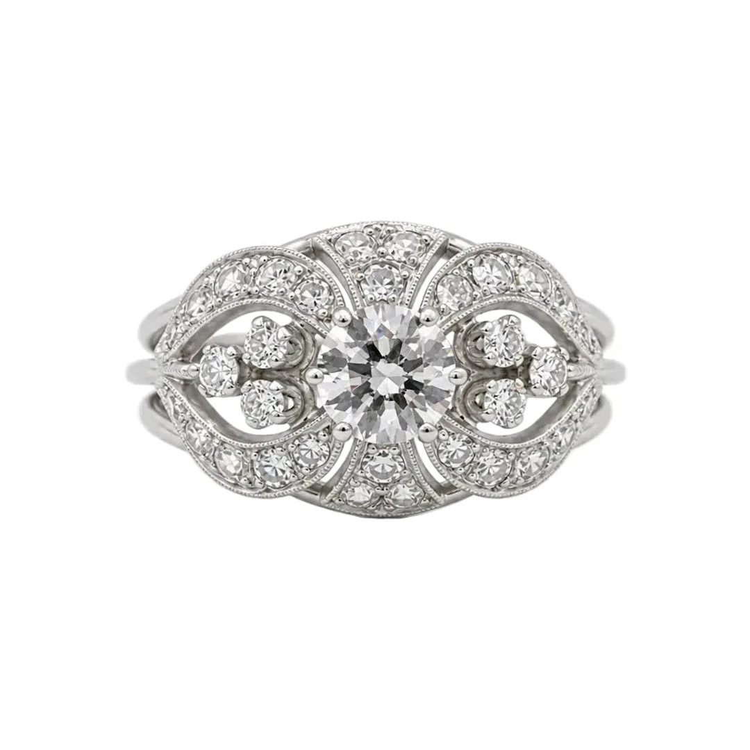 Entourage Ring in Platinum and Diamonds