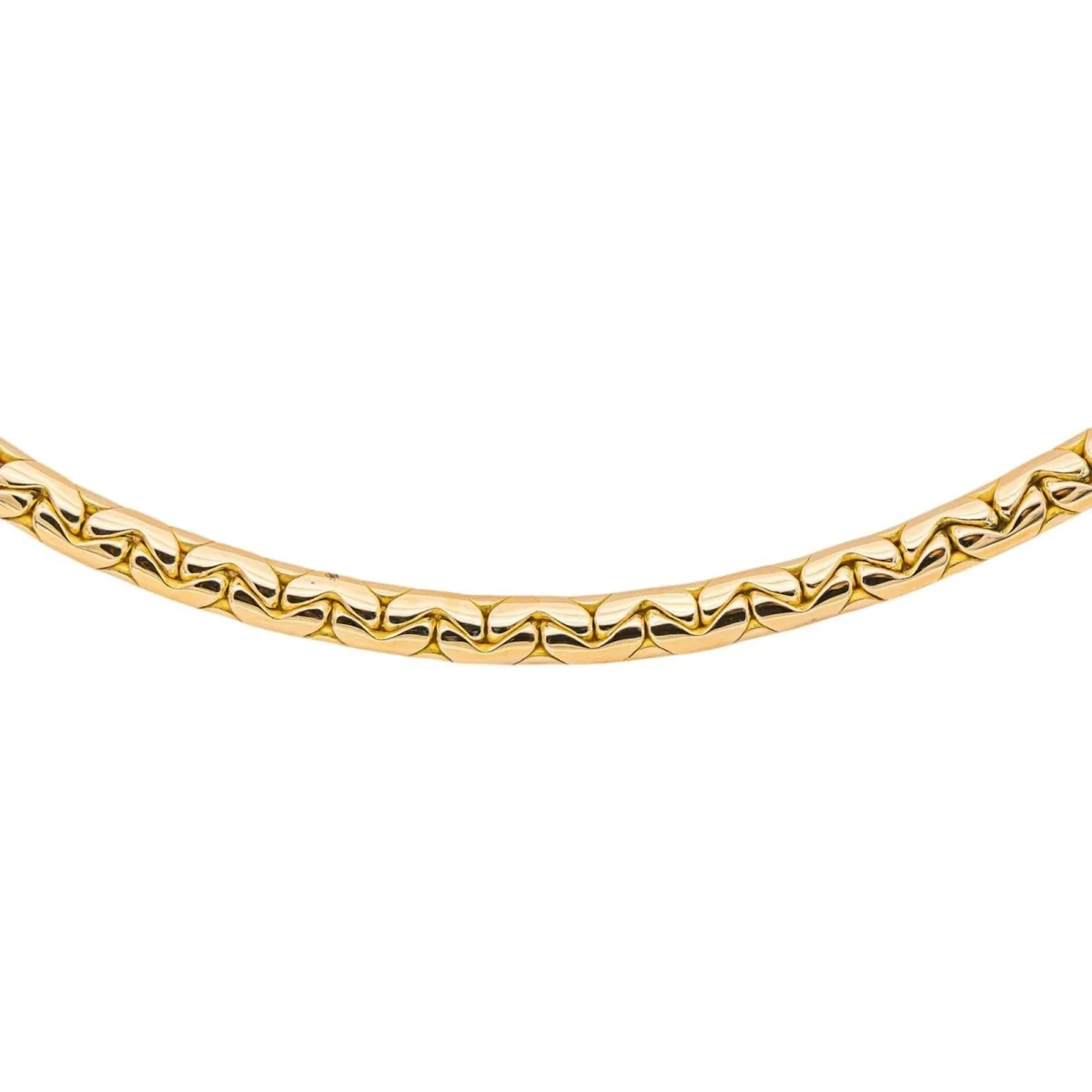 Yellow Gold Bean-Shaped Link Necklace