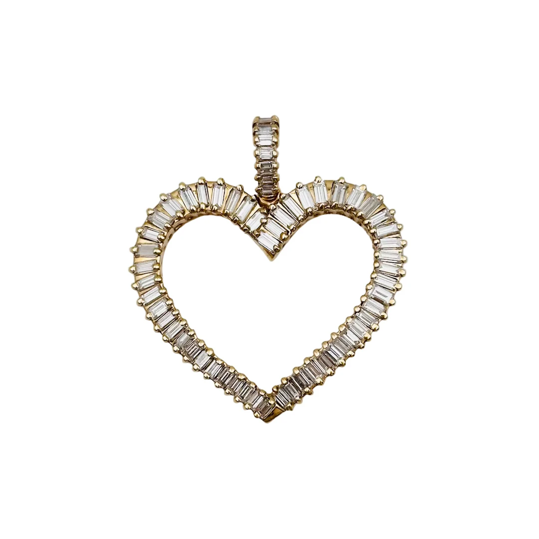 Heart pendant in yellow gold and diamonds