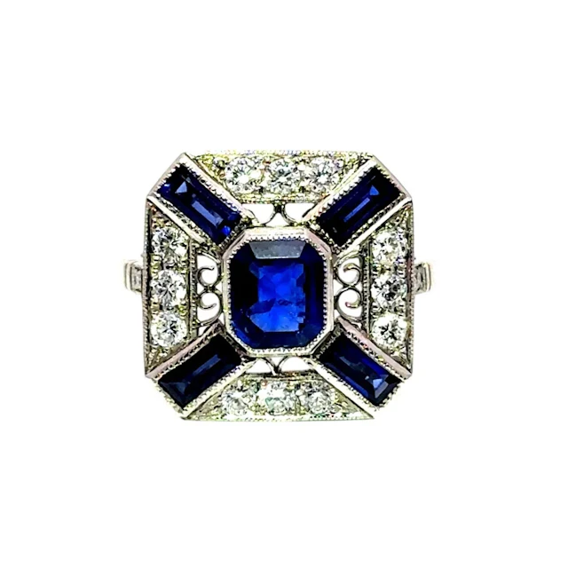 Bague Cocktail en platine, saphirs et diamants