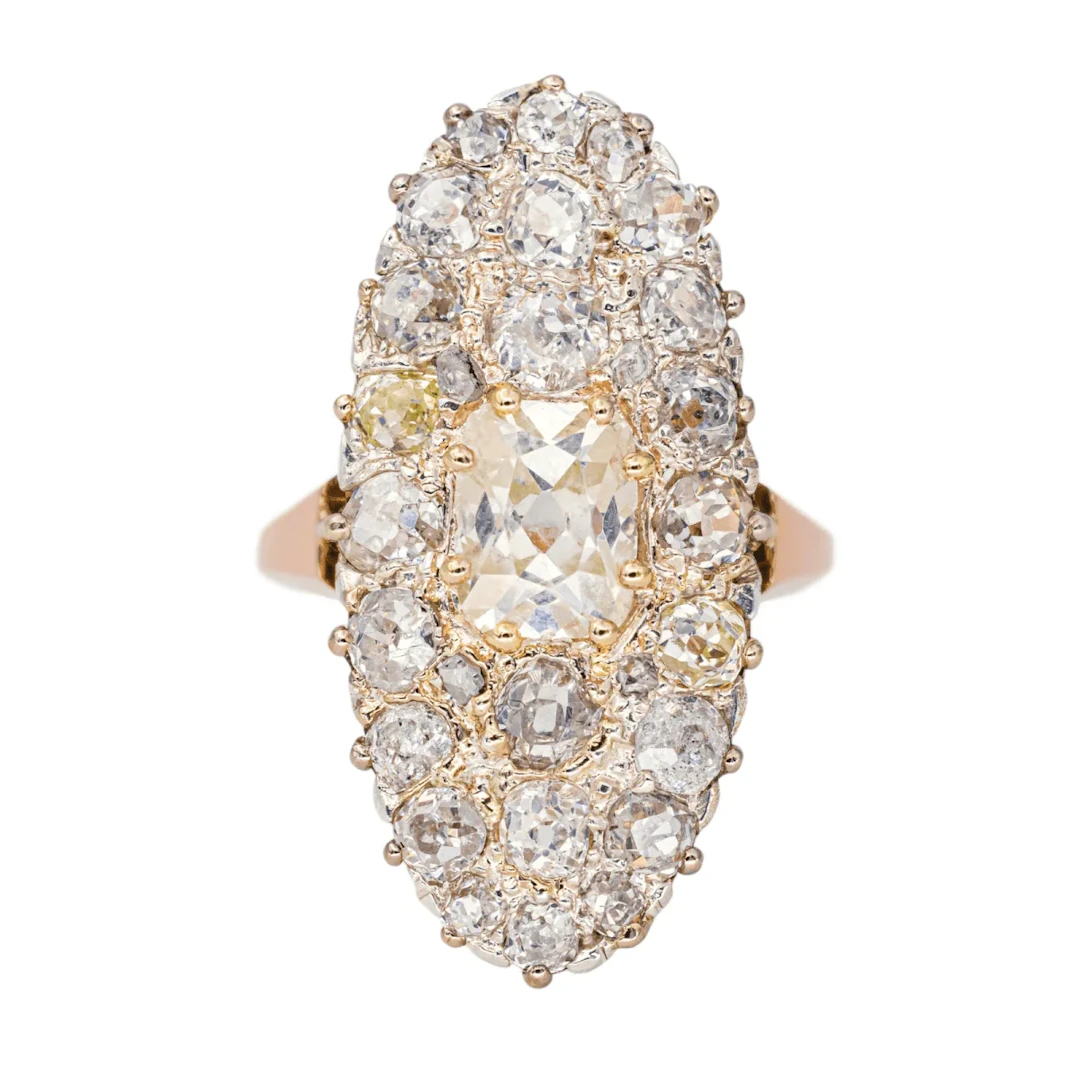 Marquise ring in pink gold and diamonds
