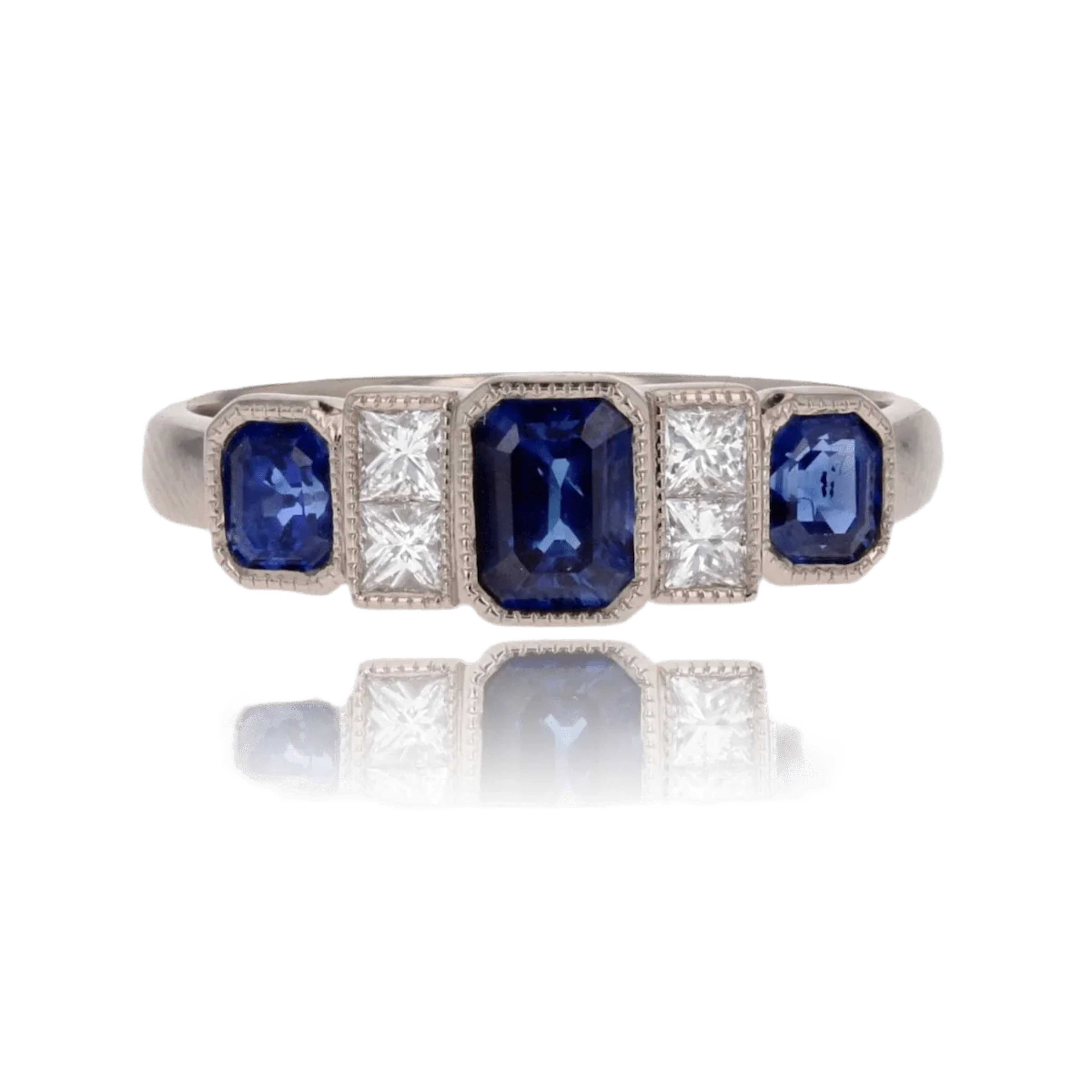 Garter ring in white gold, sapphires and diamonds