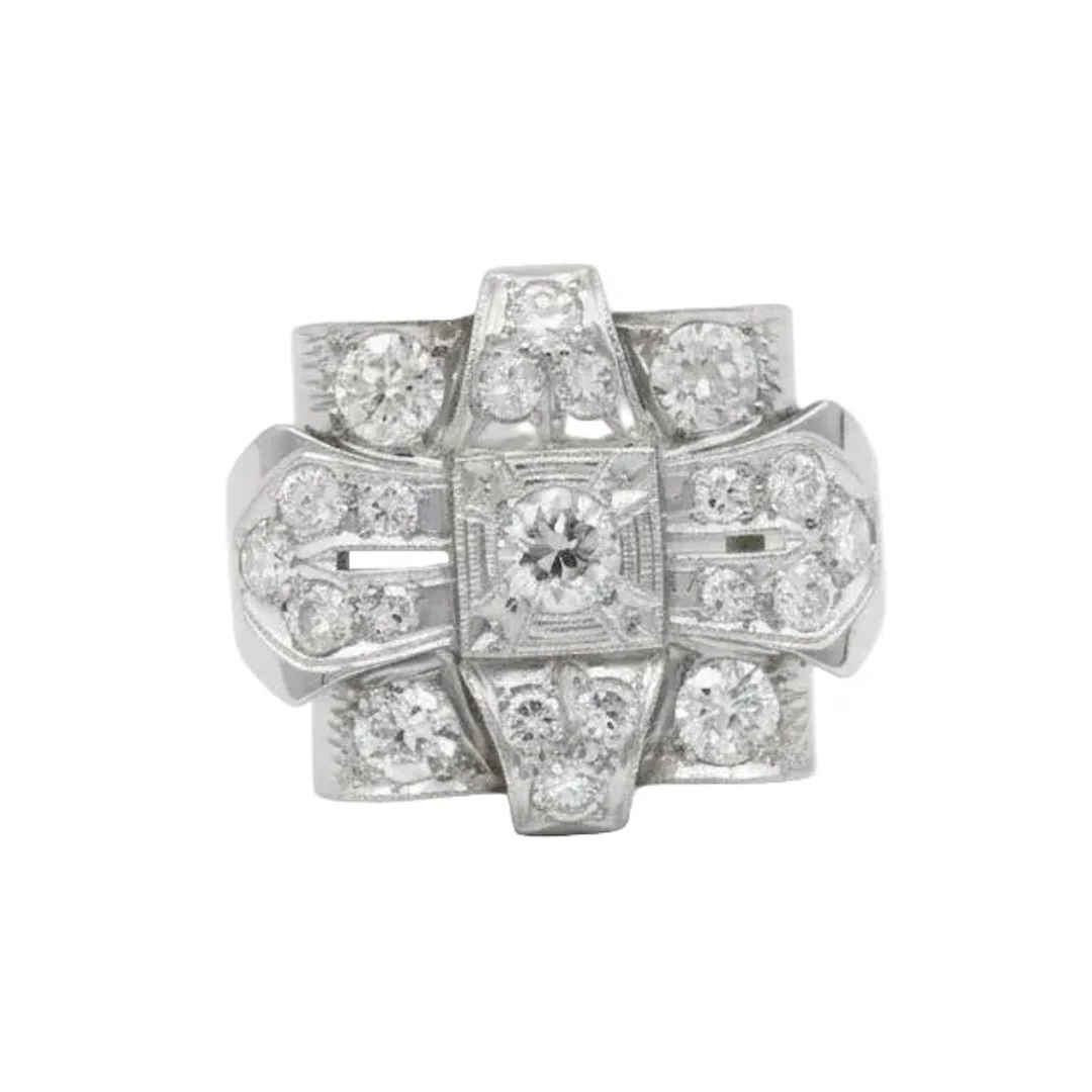 Art Deco Ring in White gold and Diamonds
