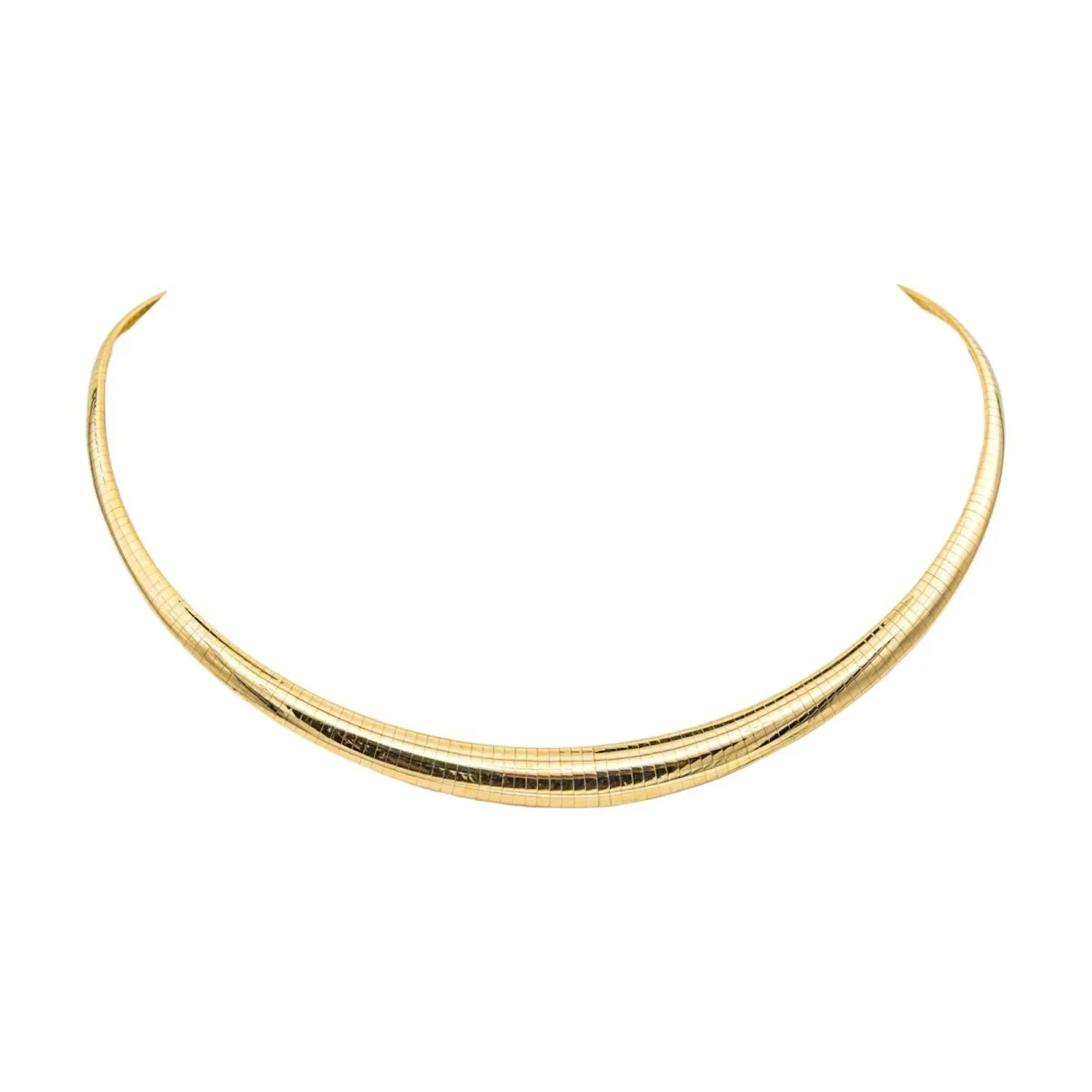 Maille necklace in yellow gold