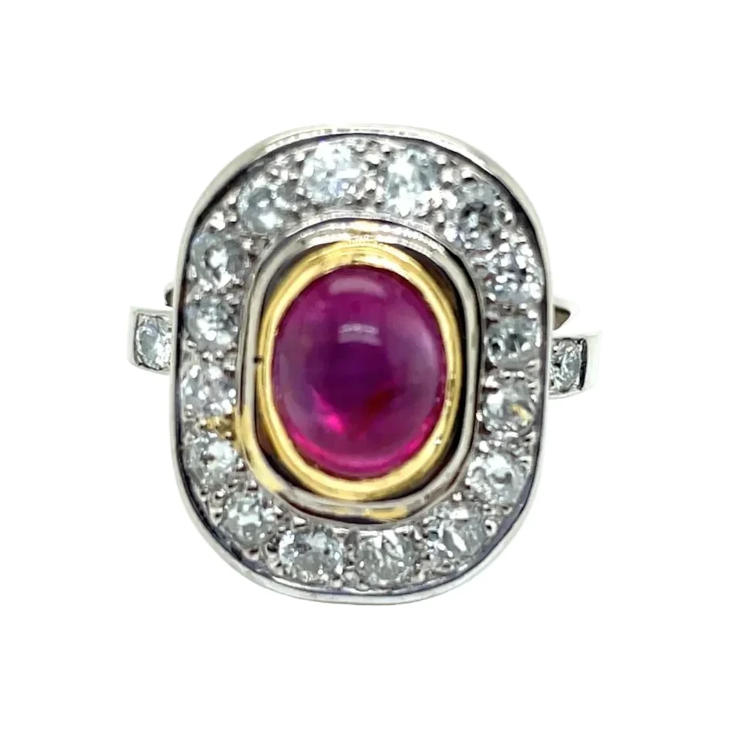 Ring with multicolored gold and rubies