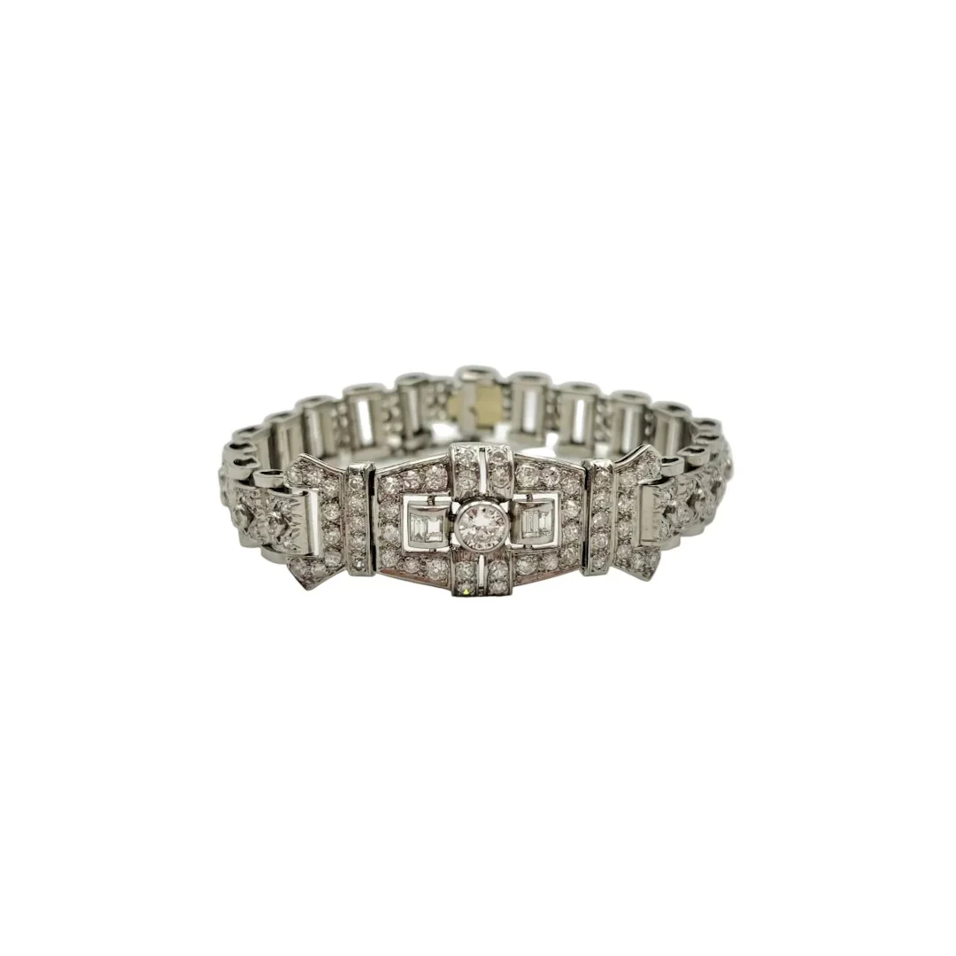 Bracelet Art Deco in white gold and diamonds
