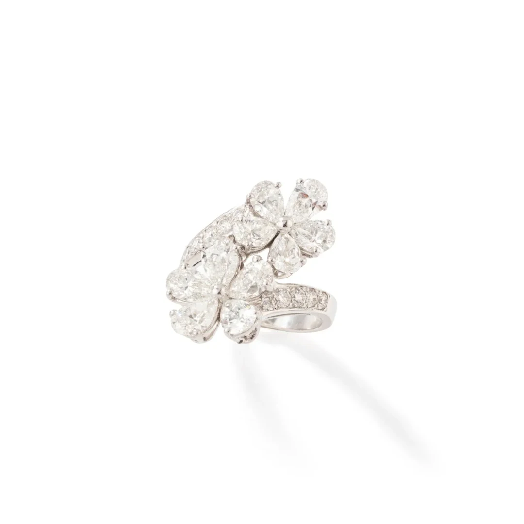 BULGARI Toi et Moi Flowers ring in white gold and diamonds