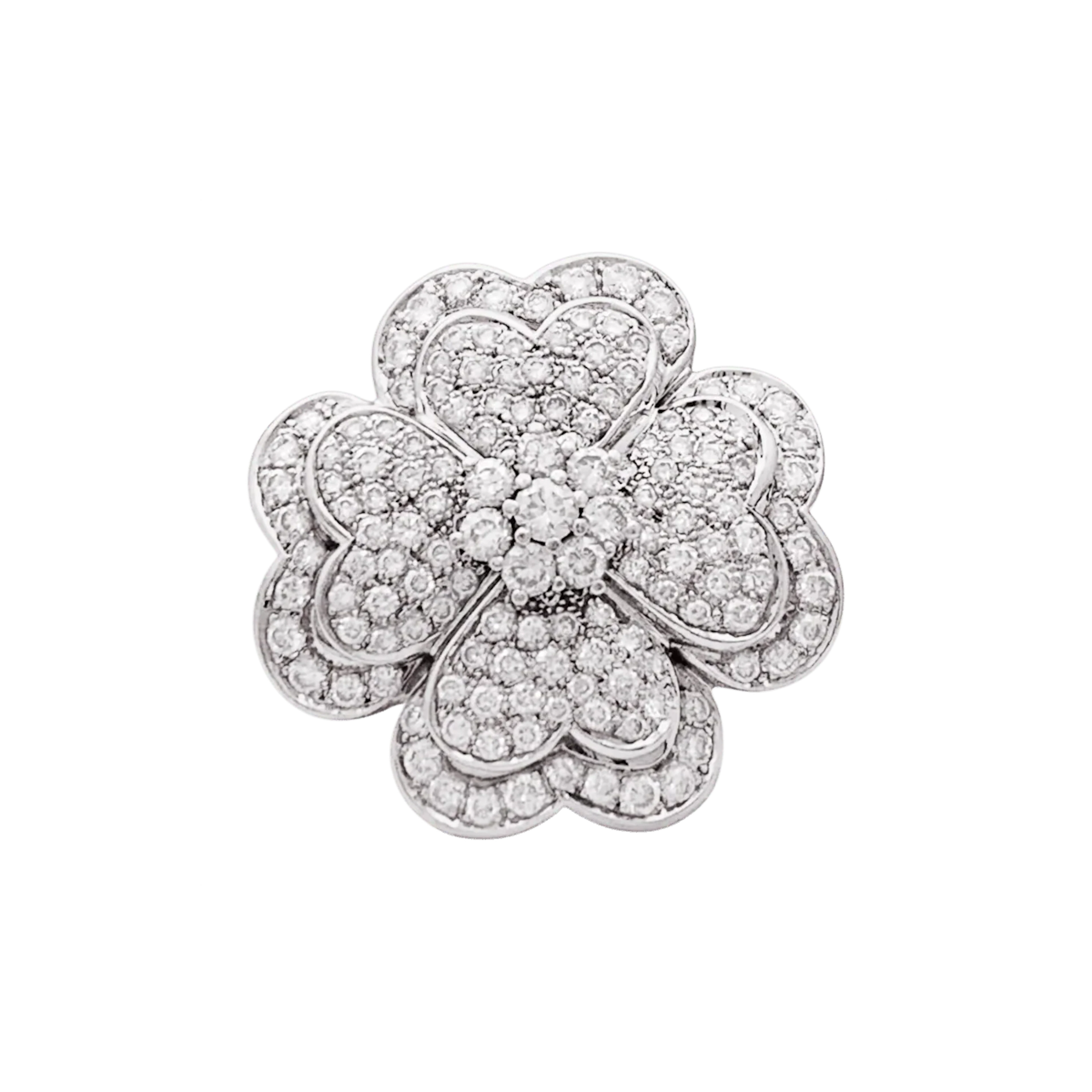 Bague Marguerite en or blanc et diamants