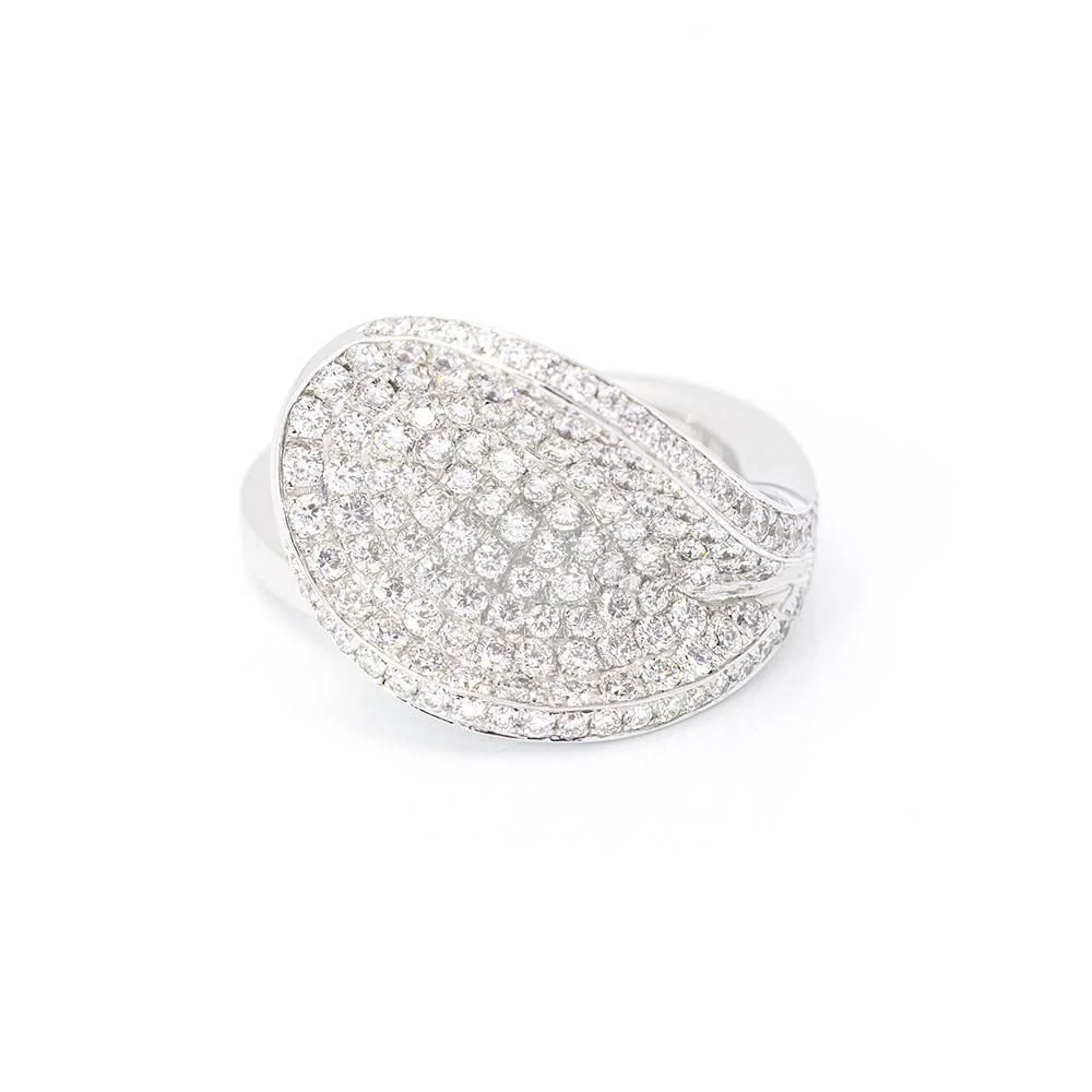 Paveè diamond ring. Second hand