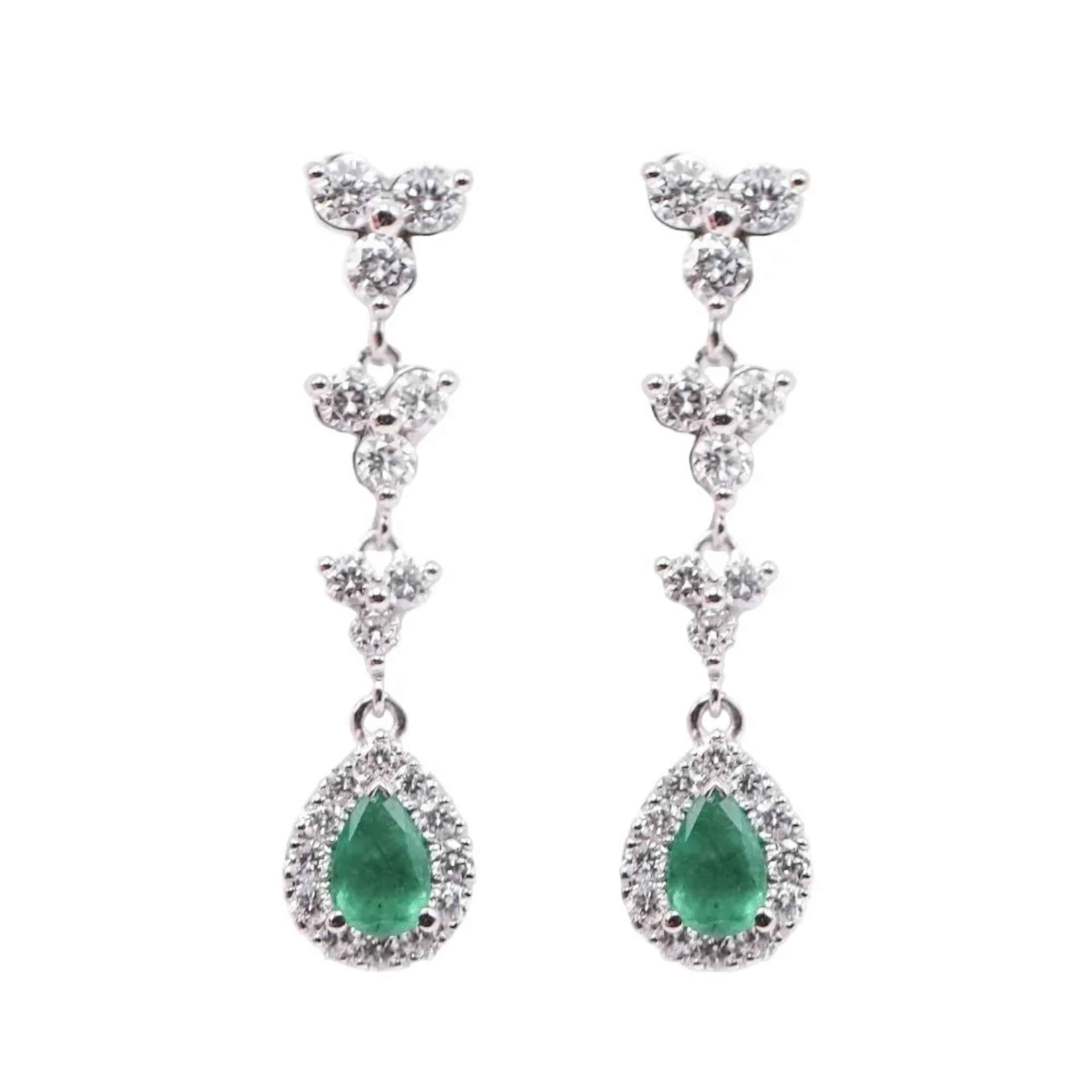 Earrings Earrings pendant in white gold, emeralds and diamonds