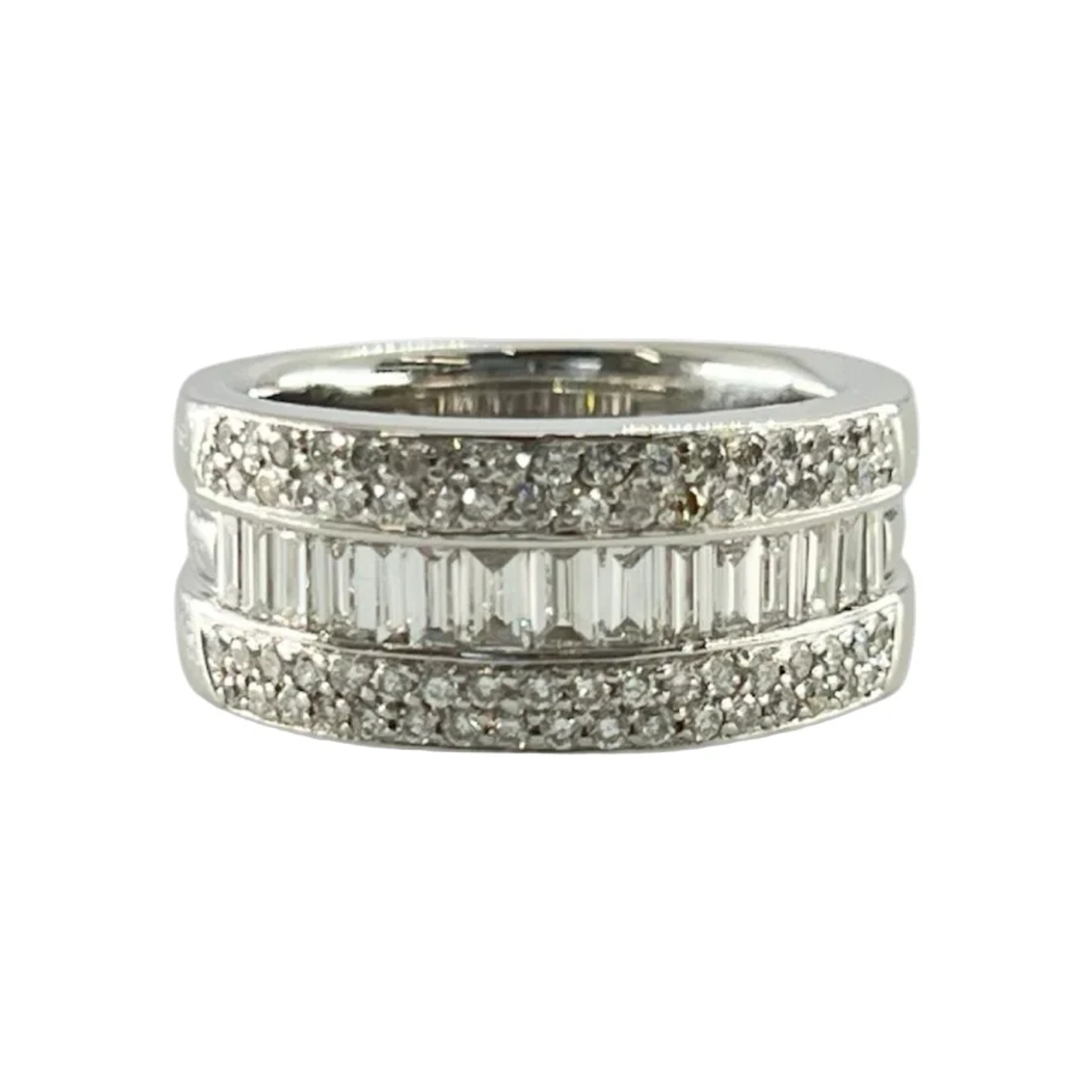 Ring Alliance in white gold and diamonds