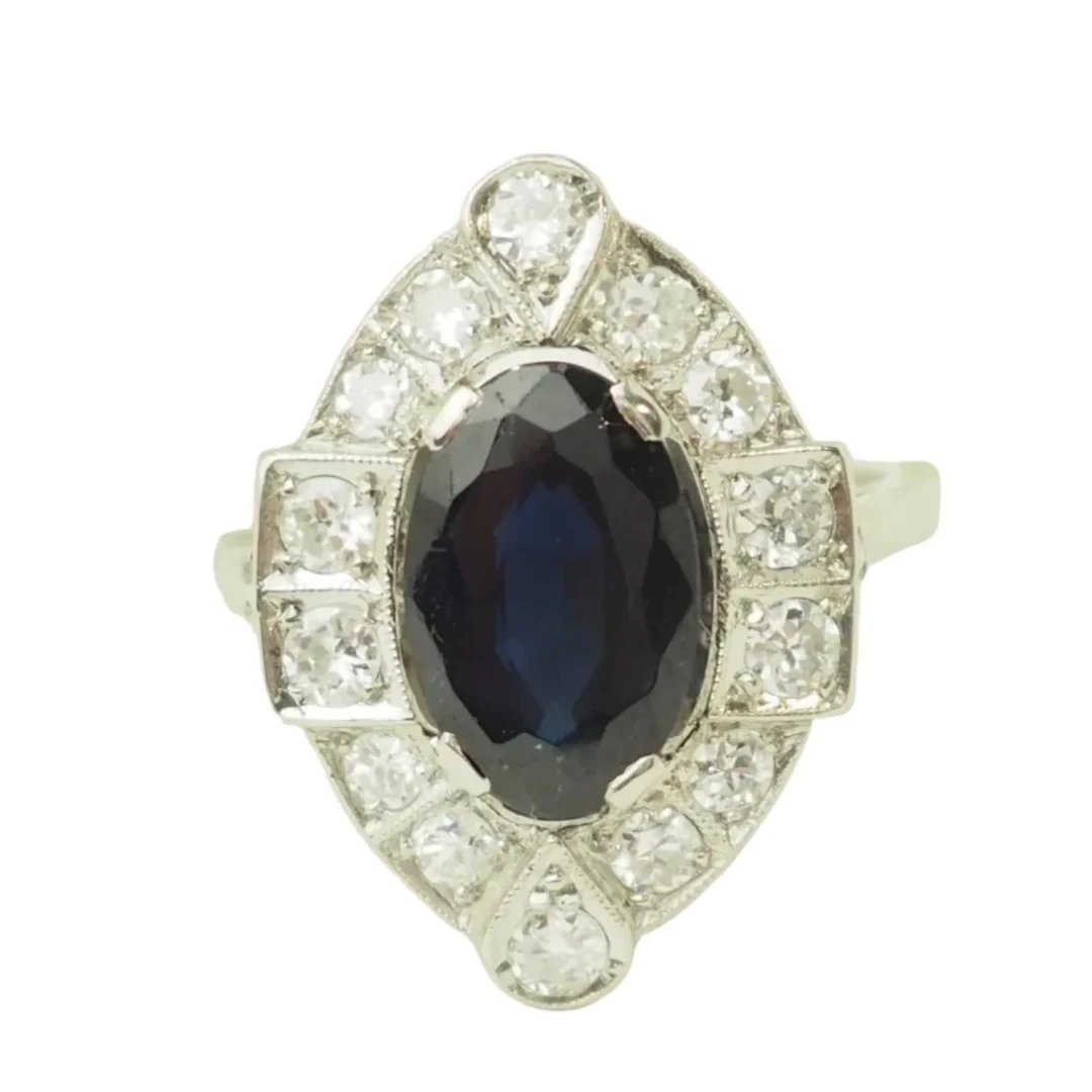 Ring Platinum surround, sapphire, and diamonds
