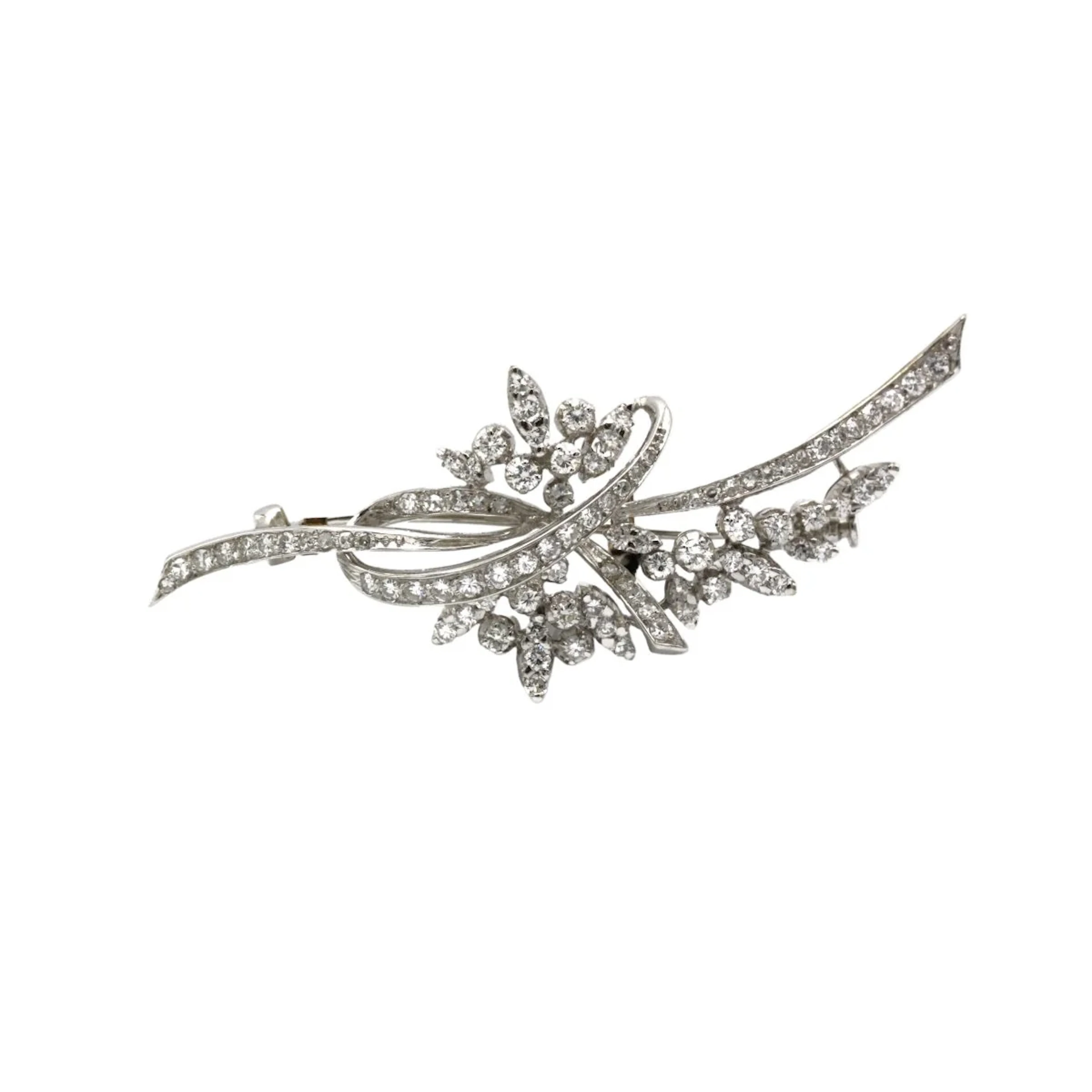 Brooch Pin in white gold and diamonds