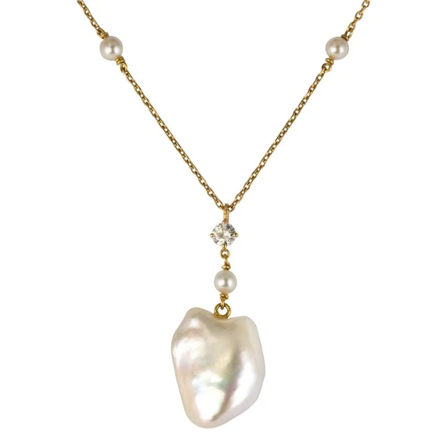 Collier Pendentif en or jaune, perle et diamant