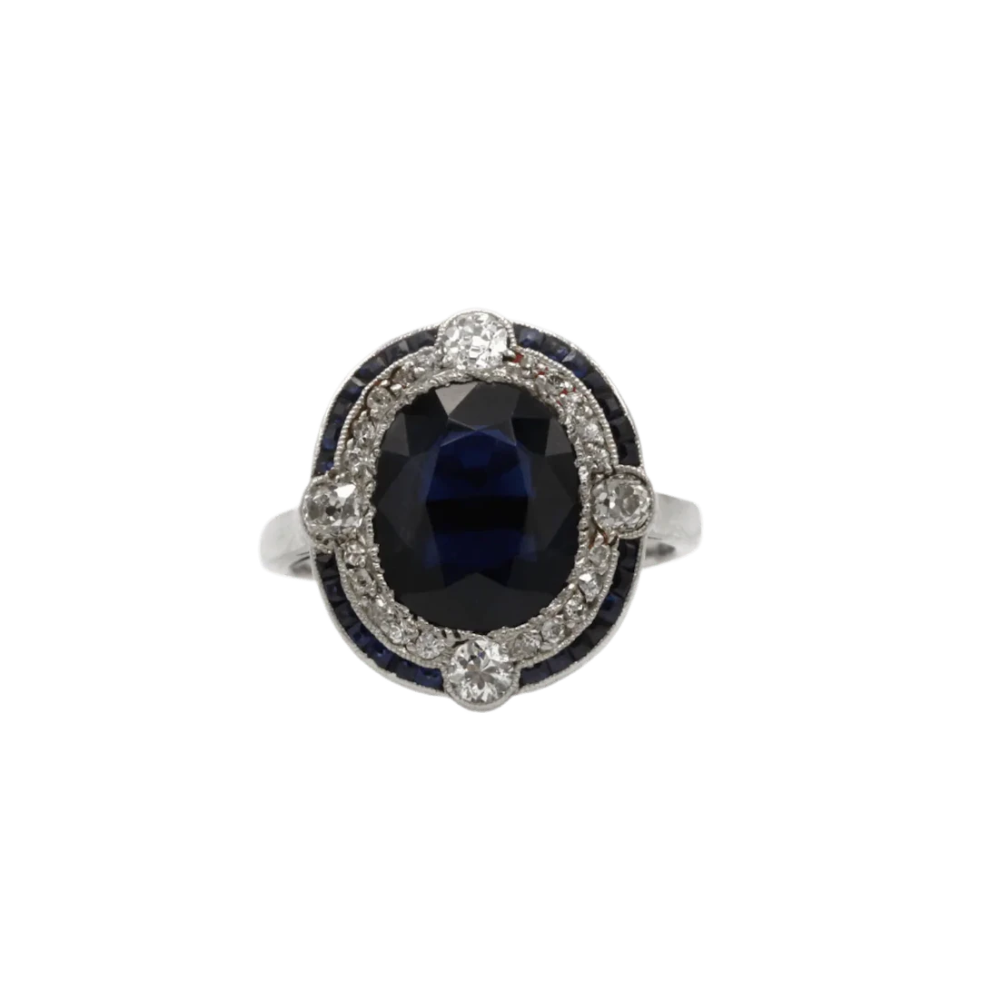 Ring Pompadour in paltinium, sapphires and diamonds