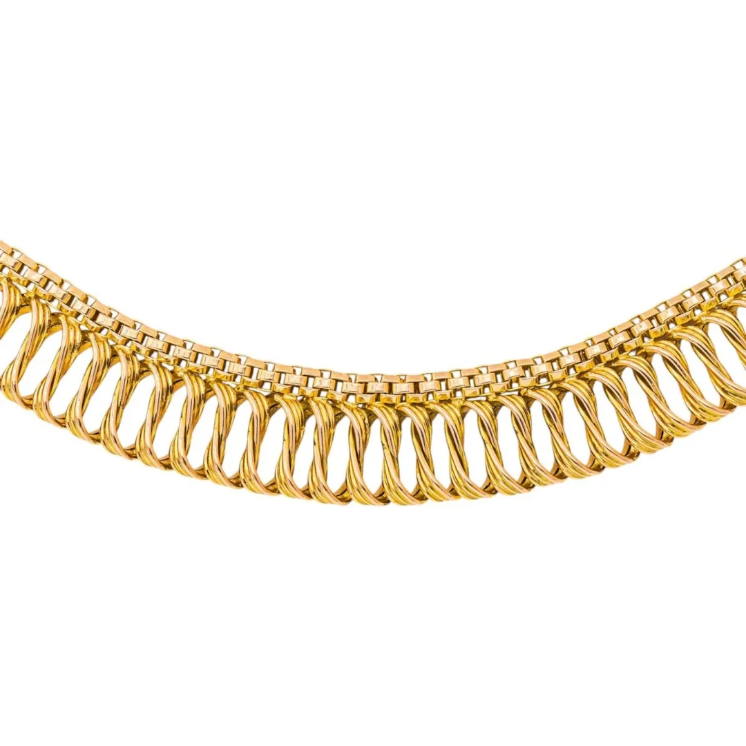 Yellow gold necklace