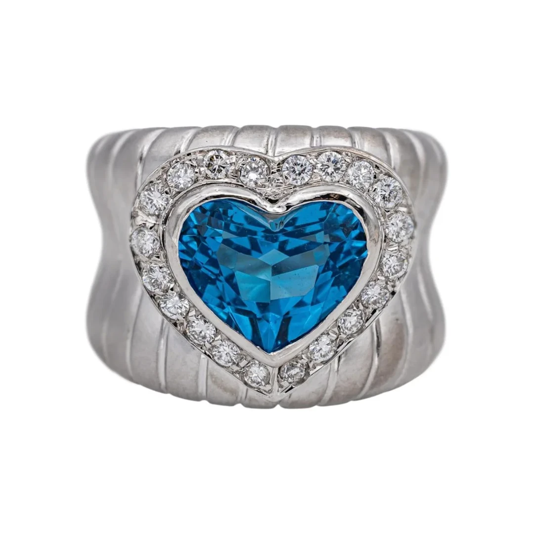 Ring Dome in white gold, topaz and diamonds
