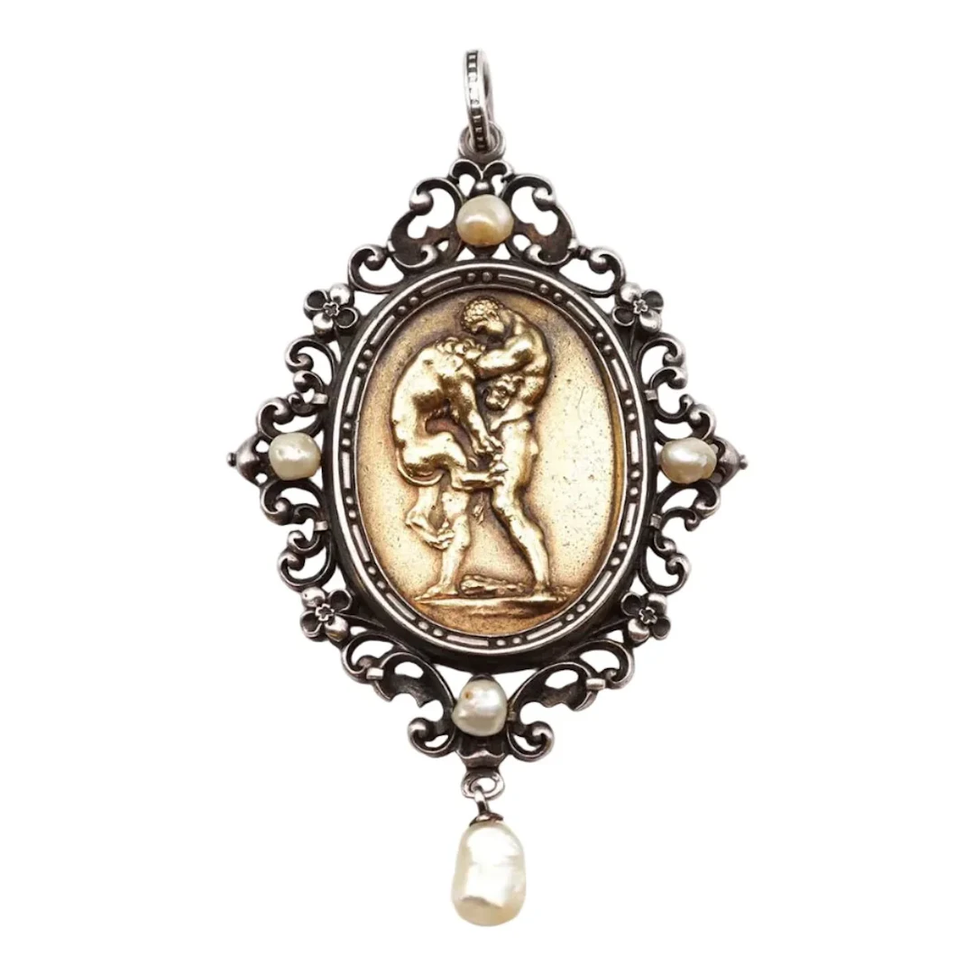 WIÈSE "Hercule" pendant in silver, ruddy