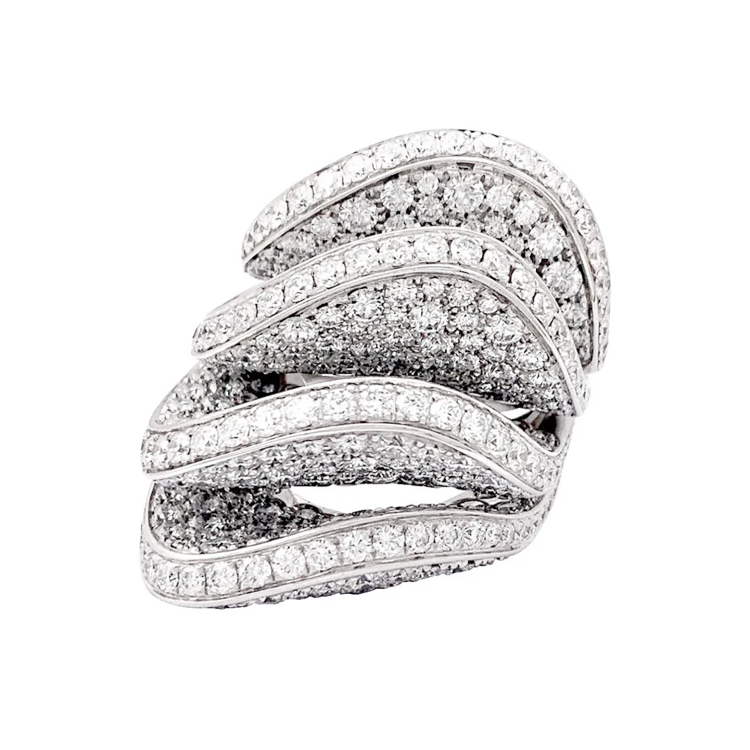 De Grisogono "Onde" Ring in White gold and Diamonds