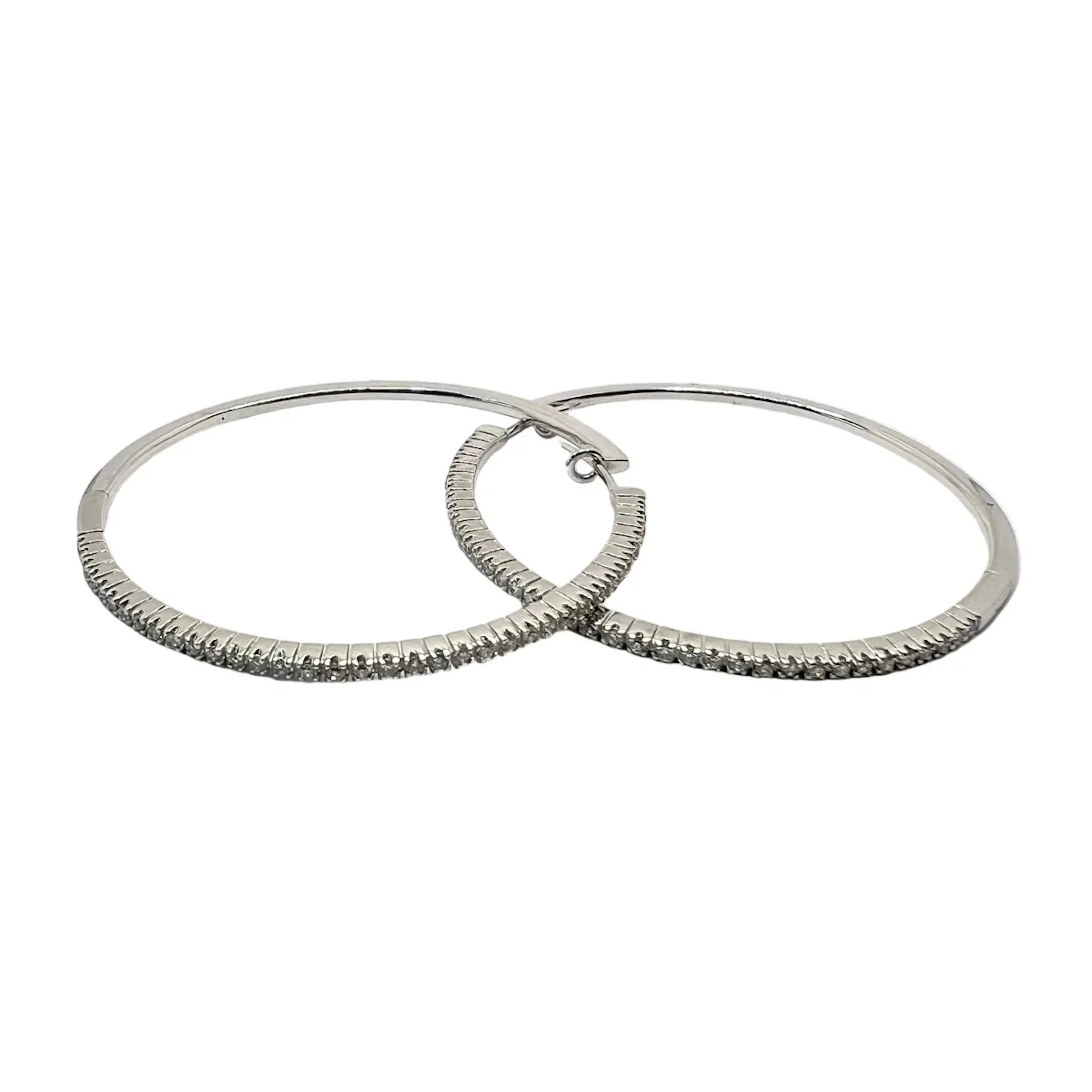 Boucles d'oreilles Créoles en or blanc et diamants