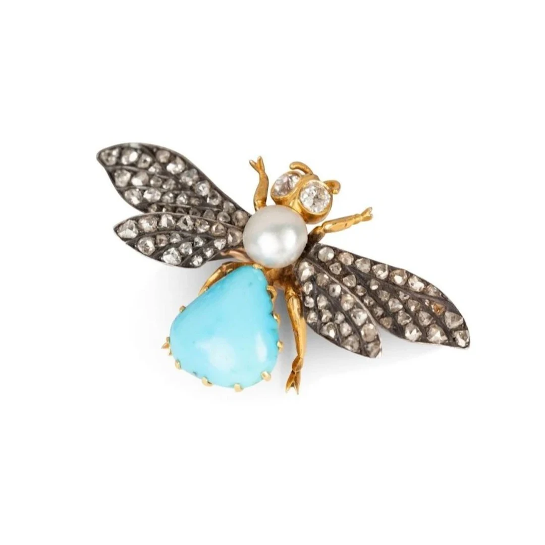 Dragonfly brooch in yellow gold, silver, pearl, turquoise and diamonds