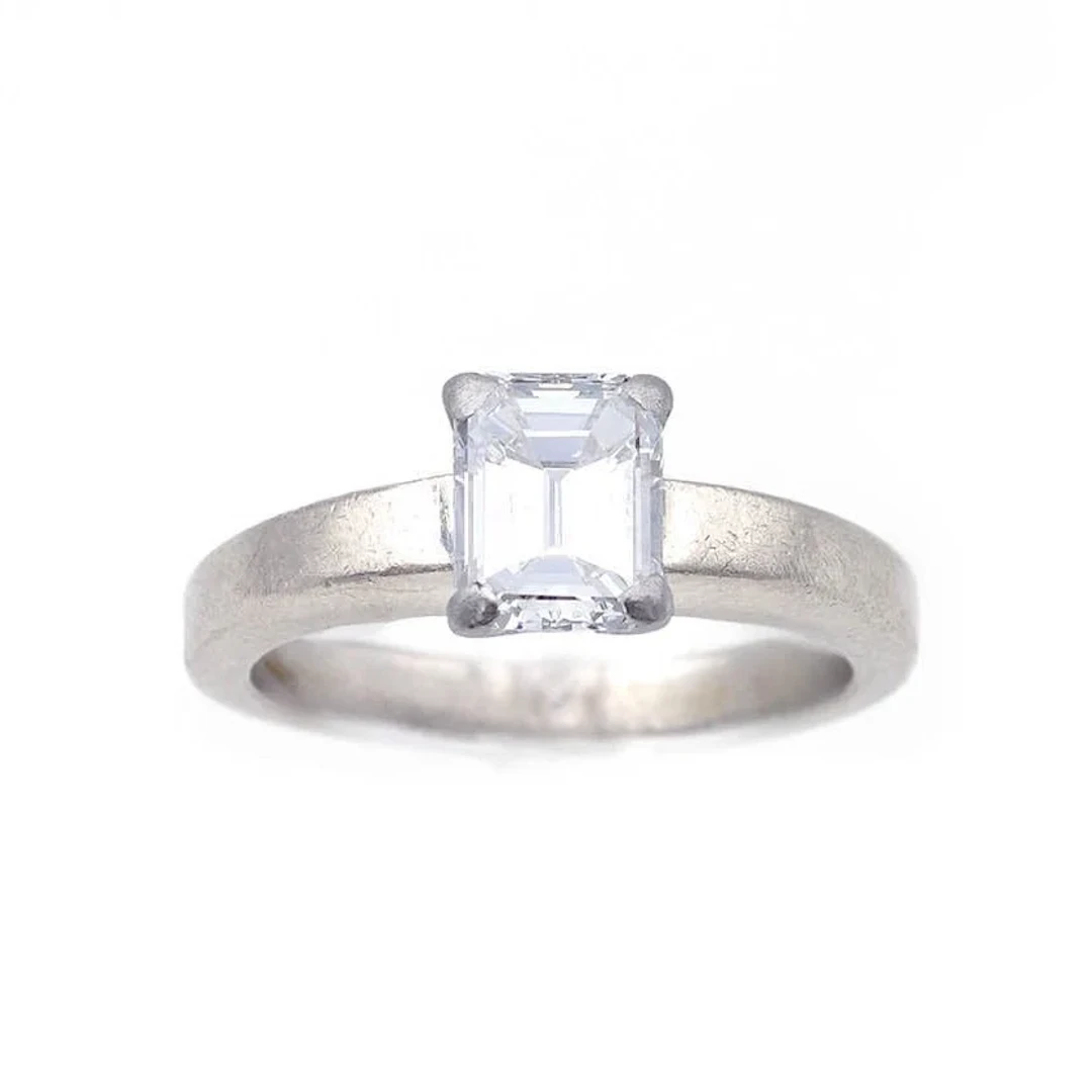 Cartier 1.58-carat diamond ring in Platinum