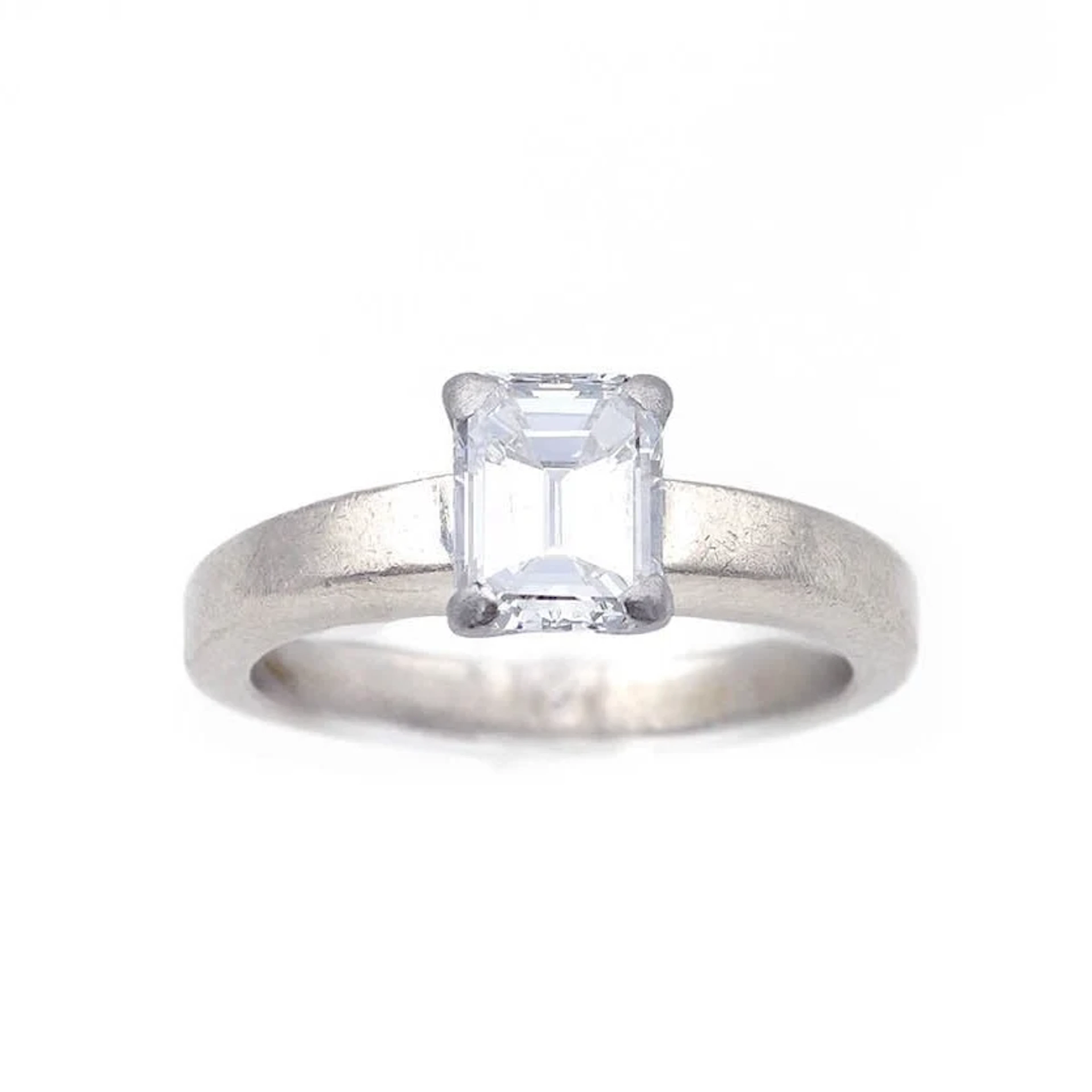 Cartier 1.58-carat diamond ring in Platinum