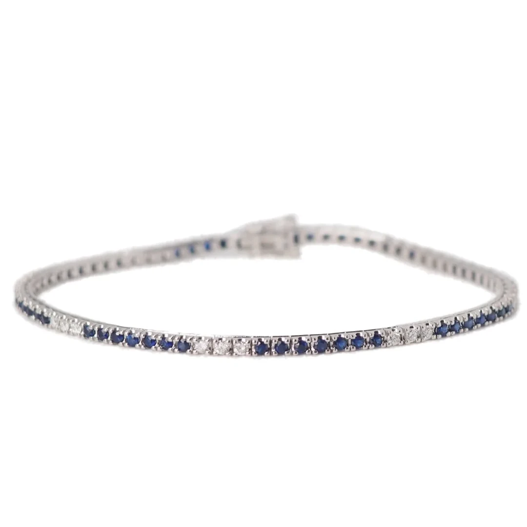 Ligne bracelet in white gold, sapphires and diamonds