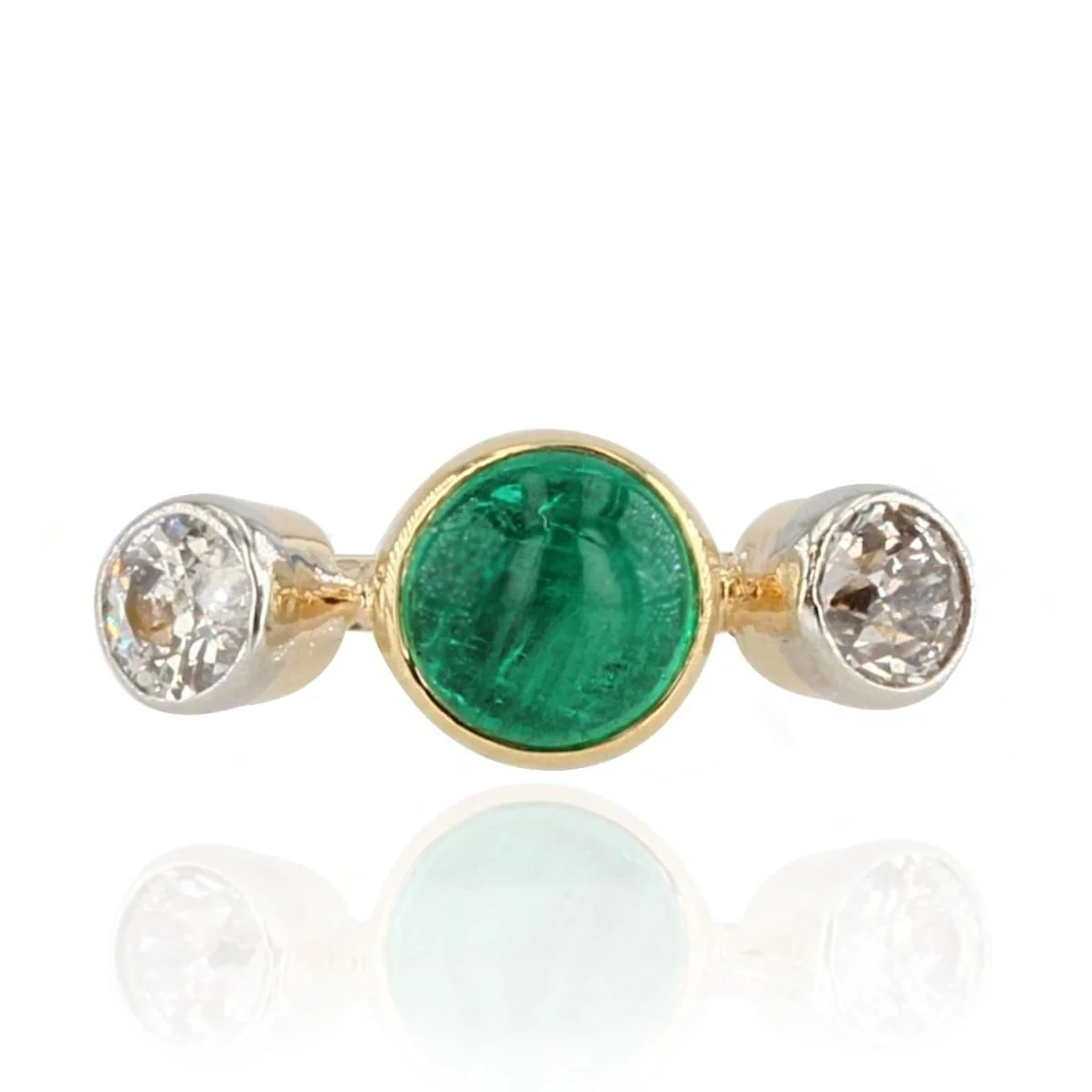 Ring Trilogy in yellow gold, Emerald and diamonds