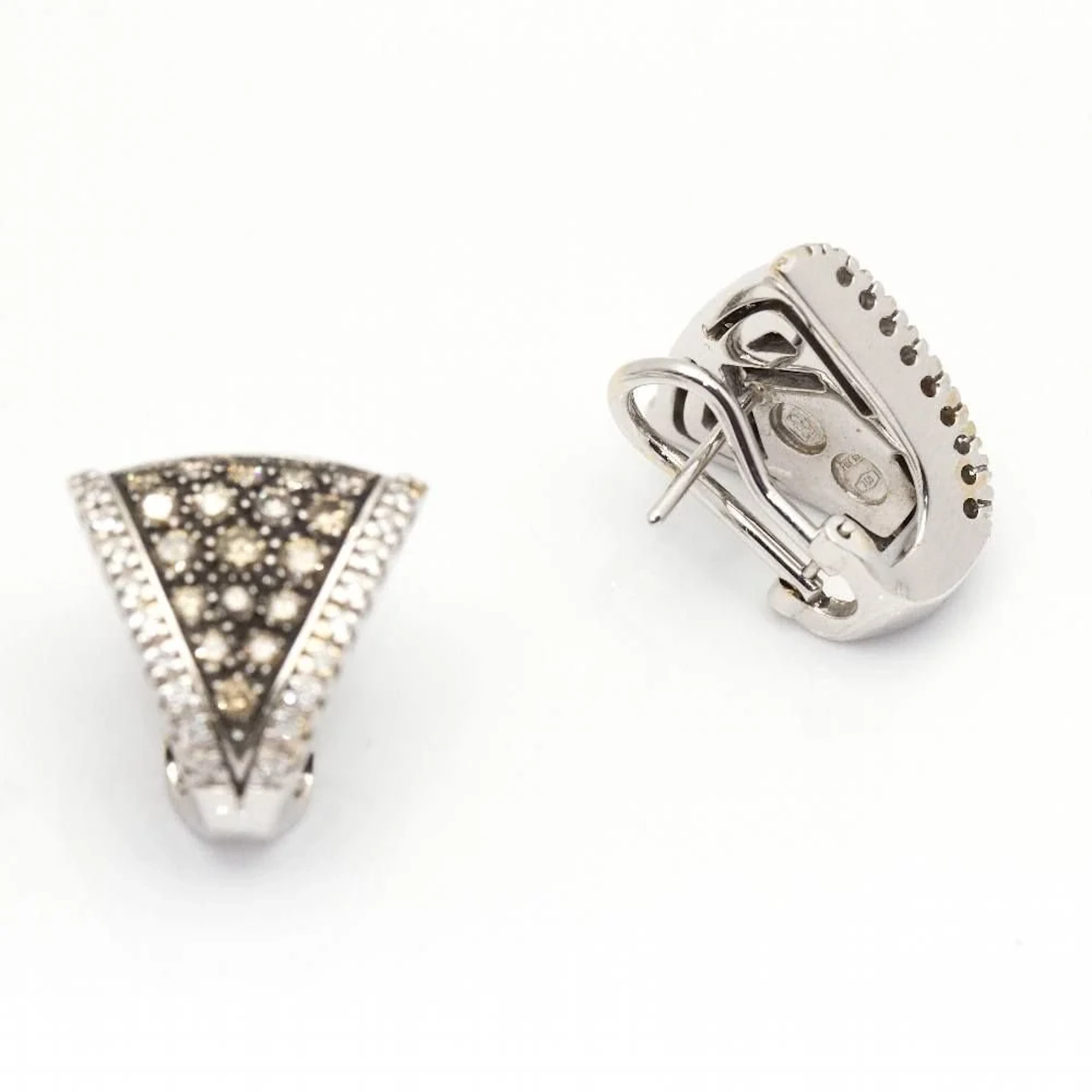 Pre-owned CENTOVENTUNO earrings in white gold