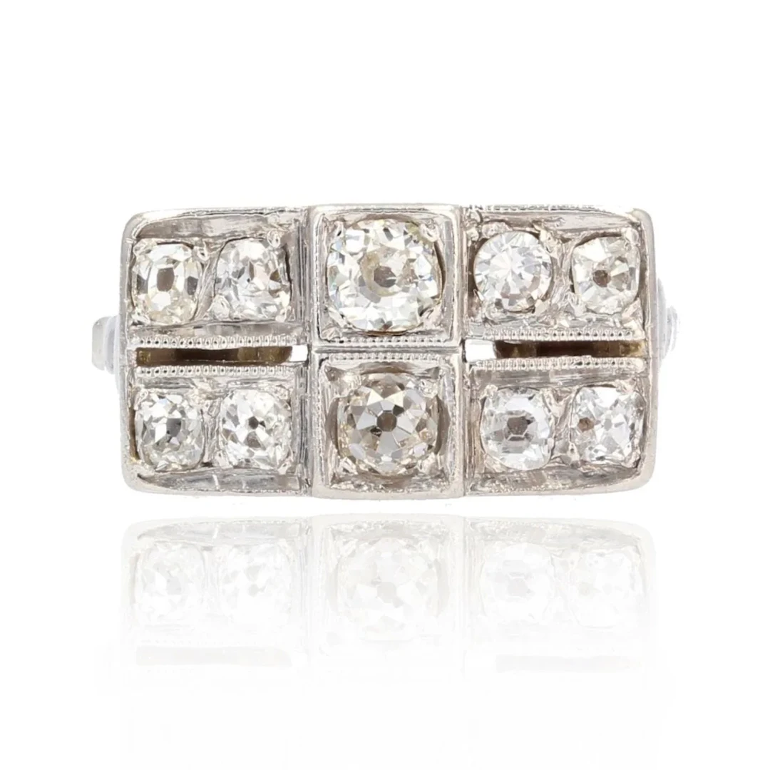 Pavé ring in white gold, platinum and diamonds