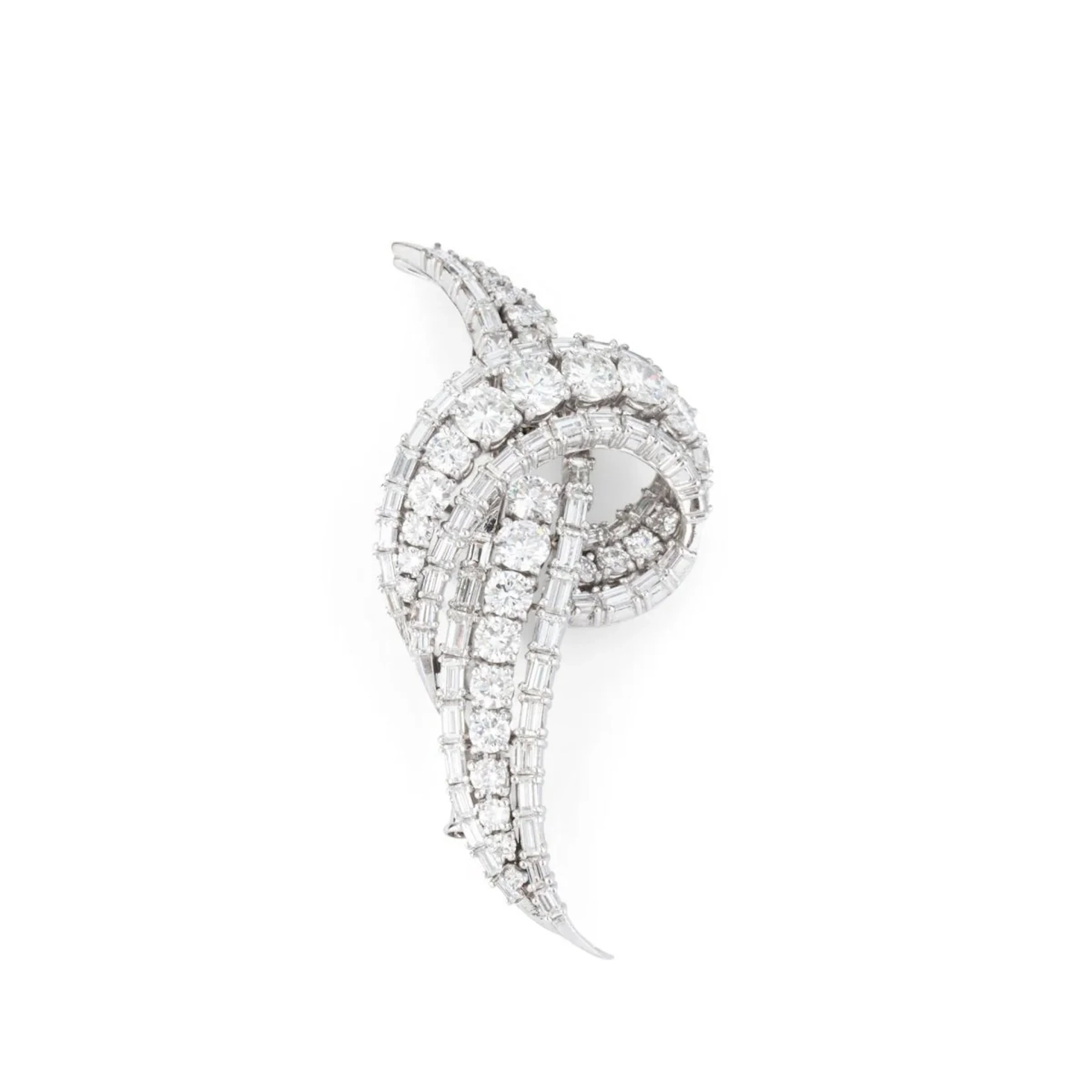White gold and diamond brooch