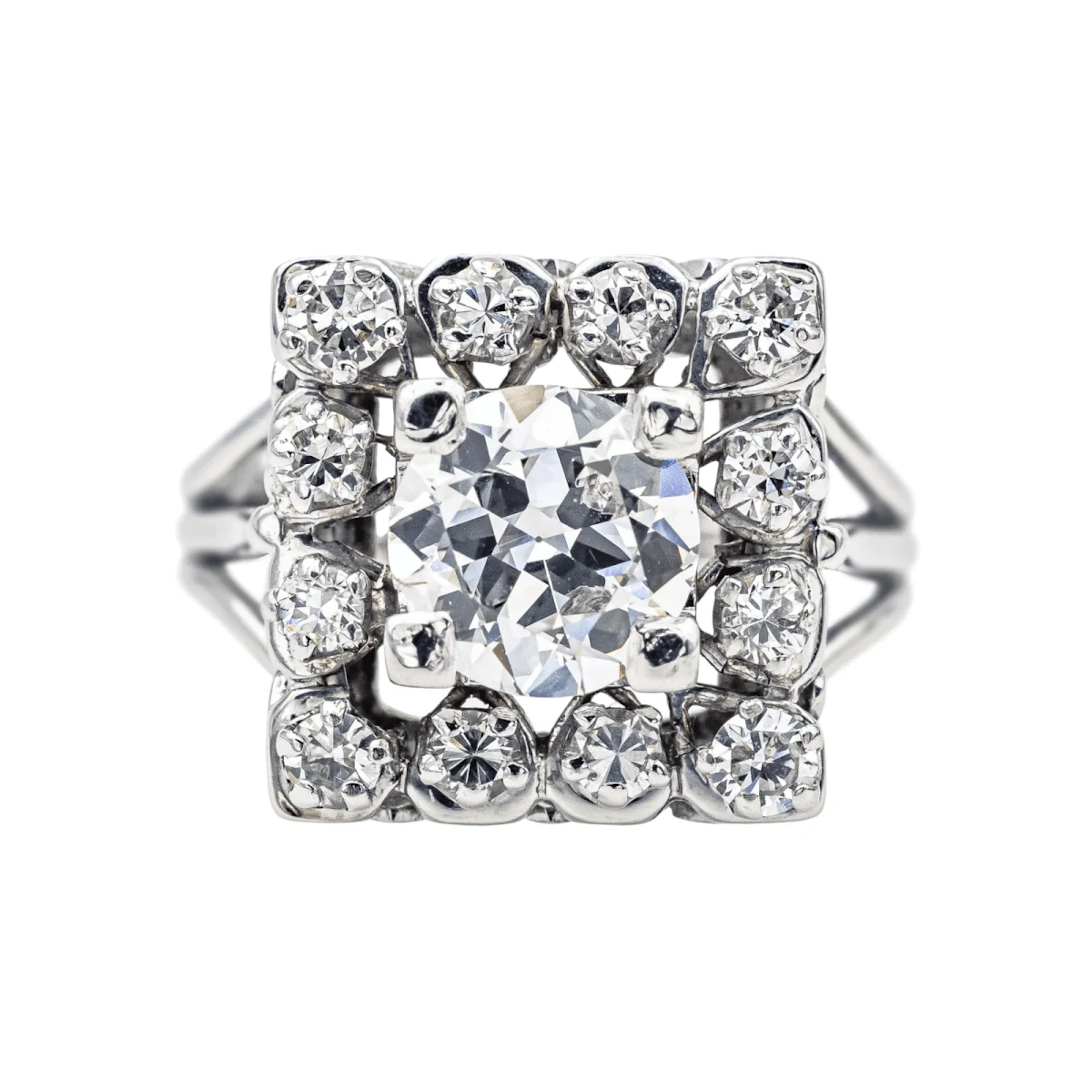Ring Paved in white gold and diamonds