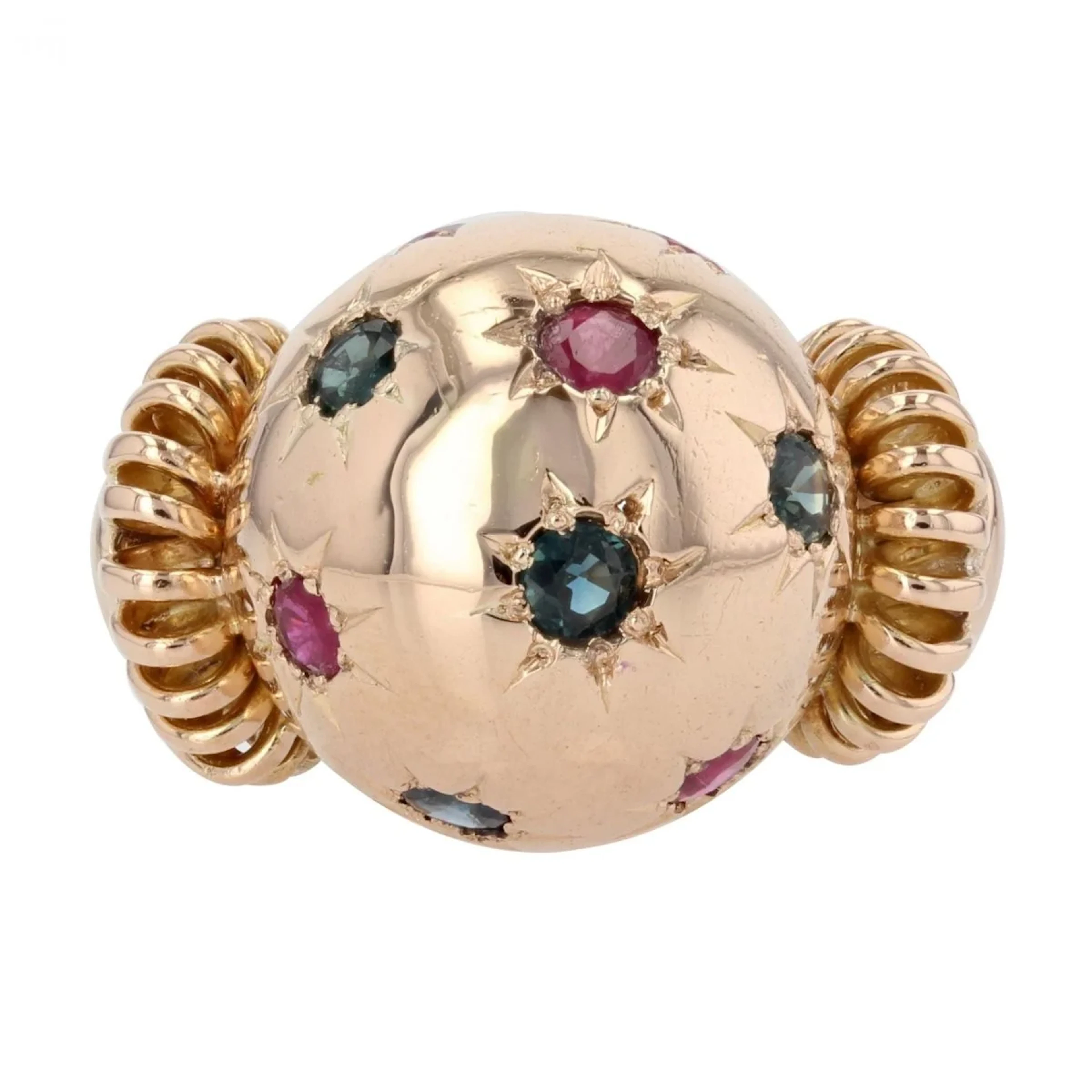 Dome ring in rose gold, rubies and sapphires