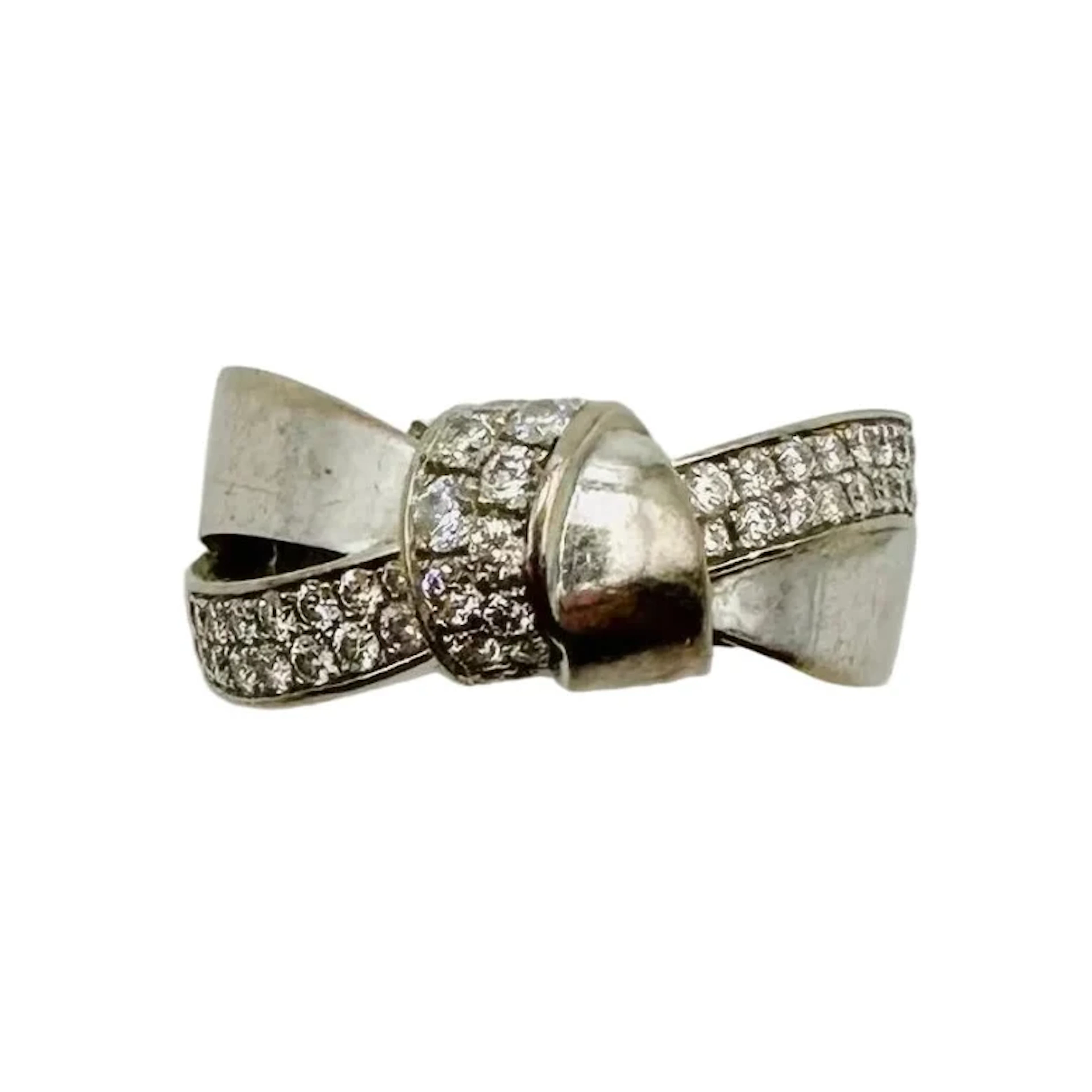Ring CHAUMET "Liens Séduction" in white gold and diamonds