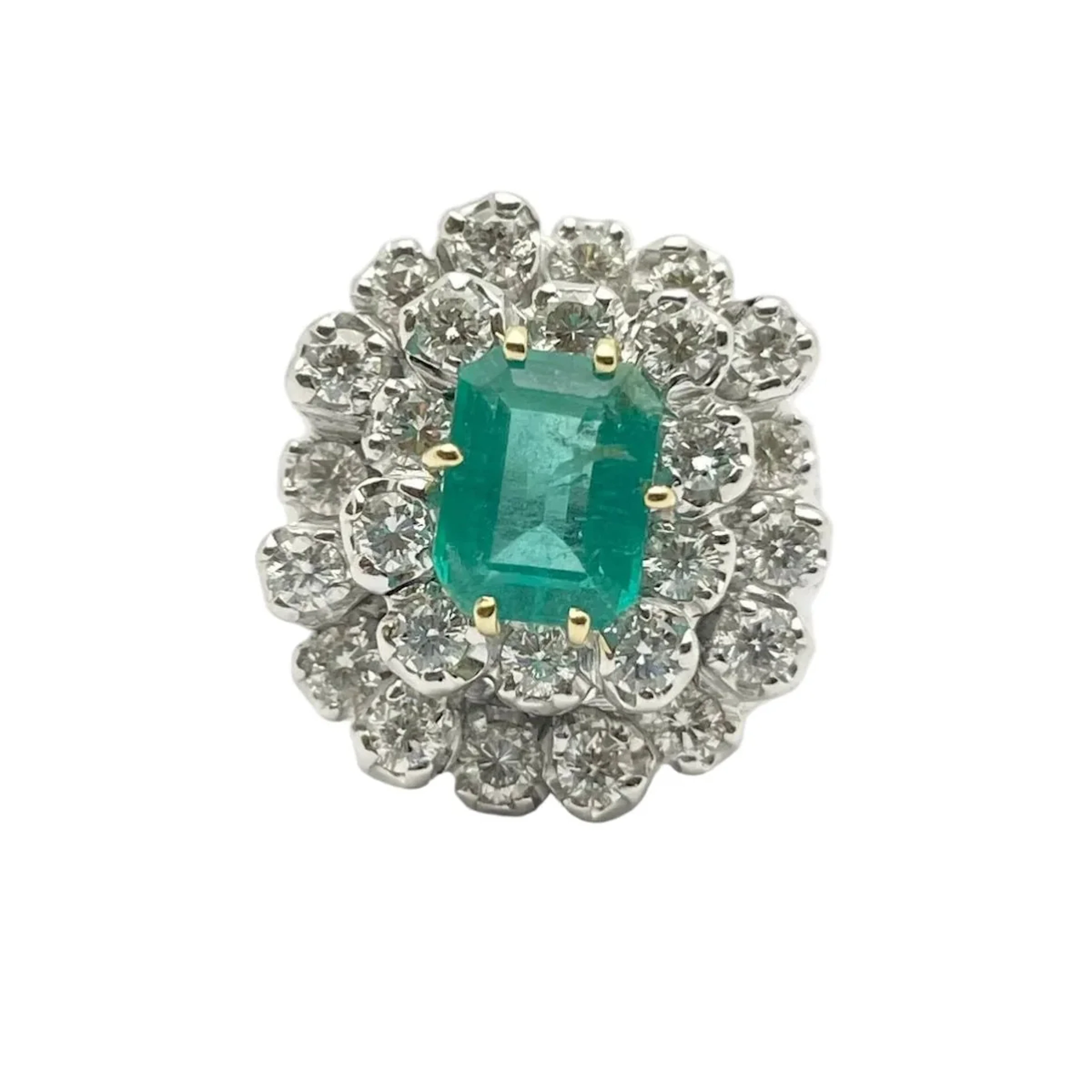 Bague Entourage en or blanc, émeraude et diamants