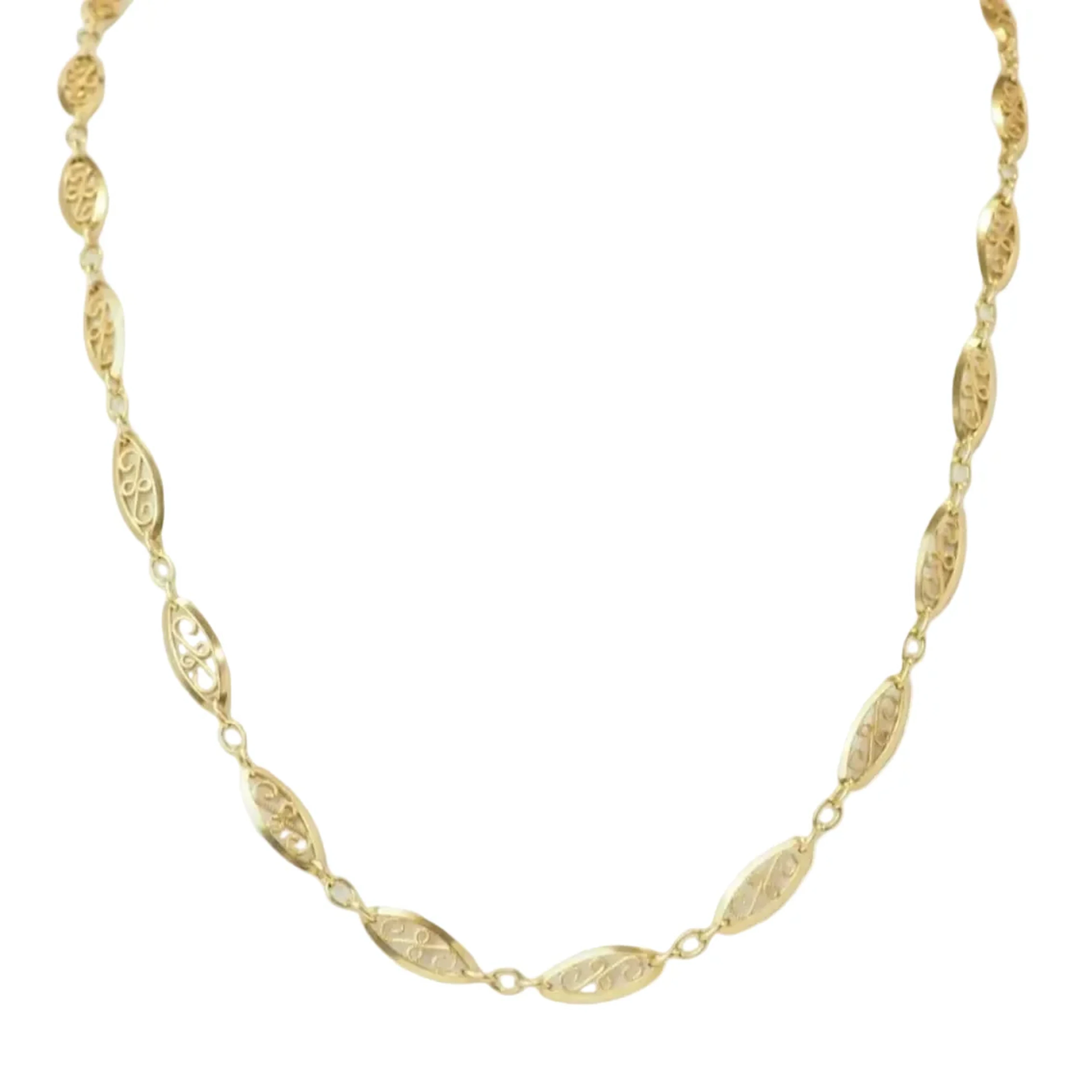 Filigree Necklace in Yellow gold