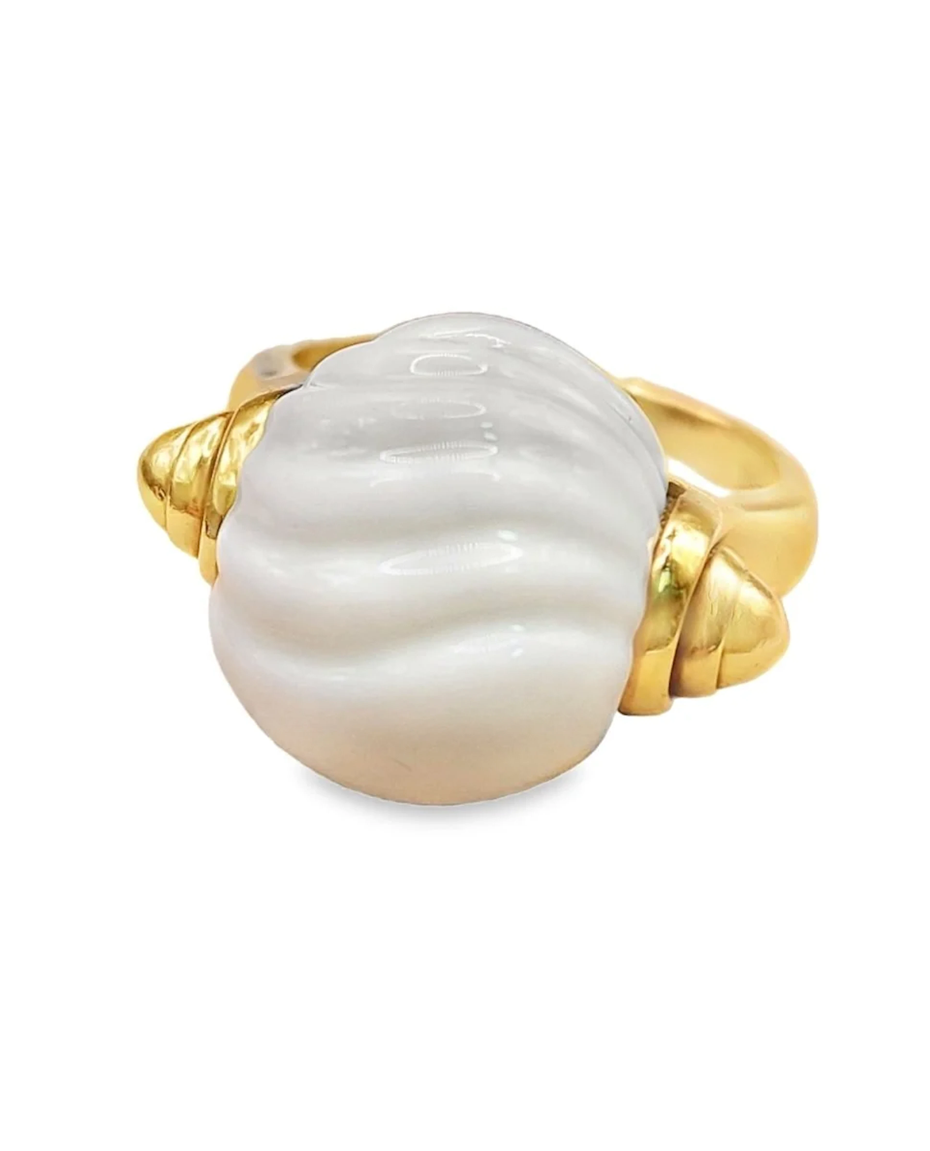 Bulgari Chandra Ring in 18kt Yellow Gold with White Porcelain, Circa 1990