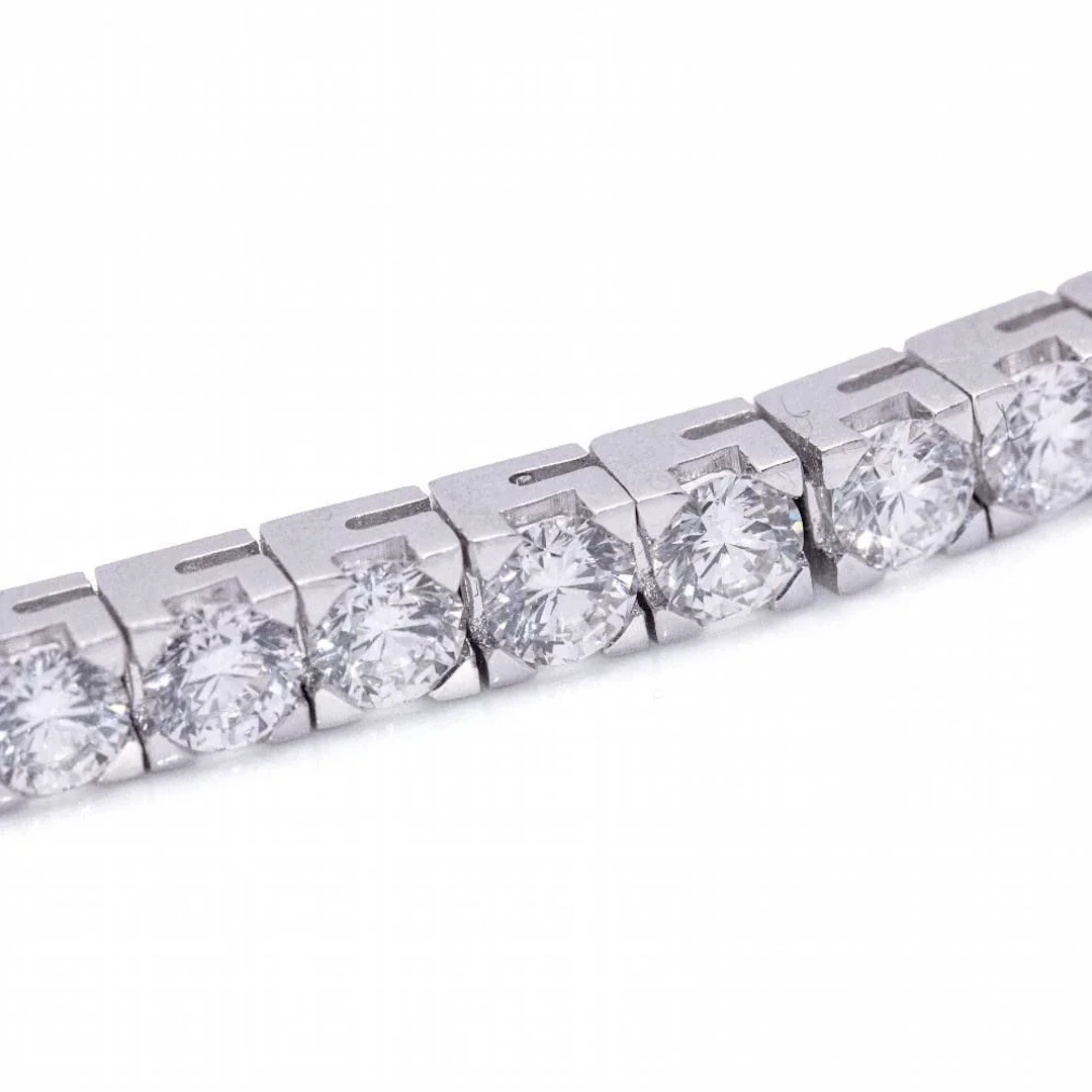 Bracelet Line in white gold and diamonds