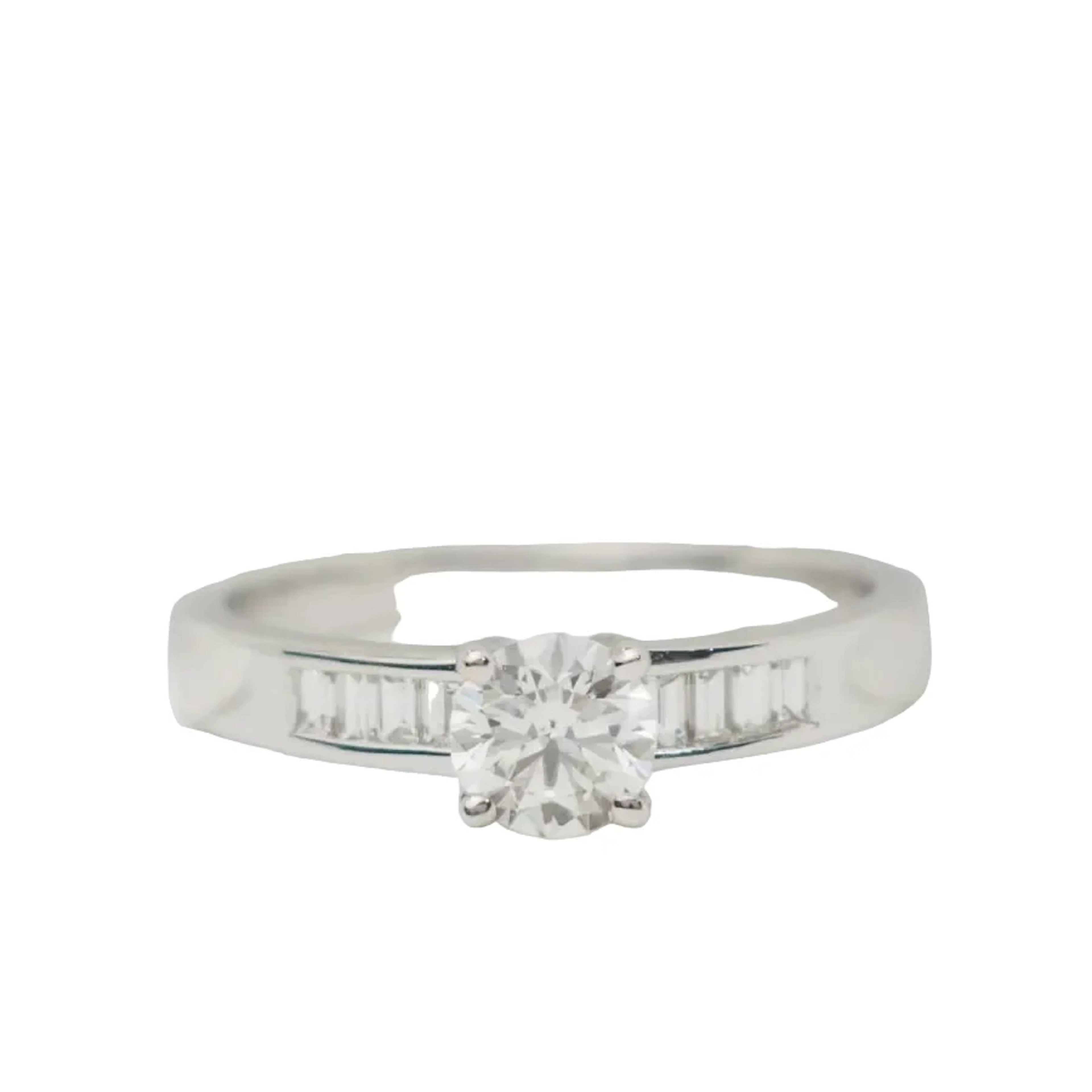 Ring Solitaire in white gold and diamonds