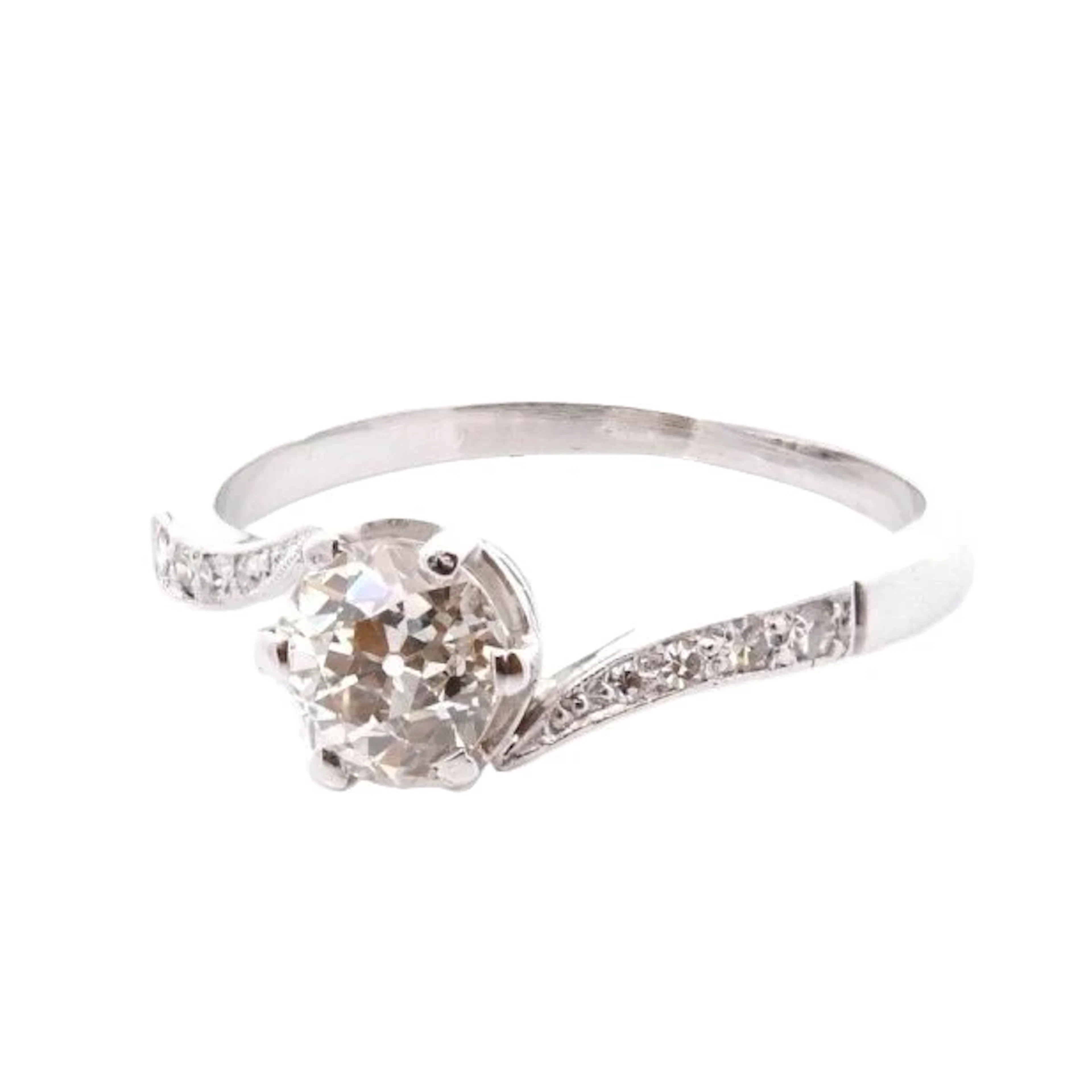 Solitaire ring in white gold and diamonds