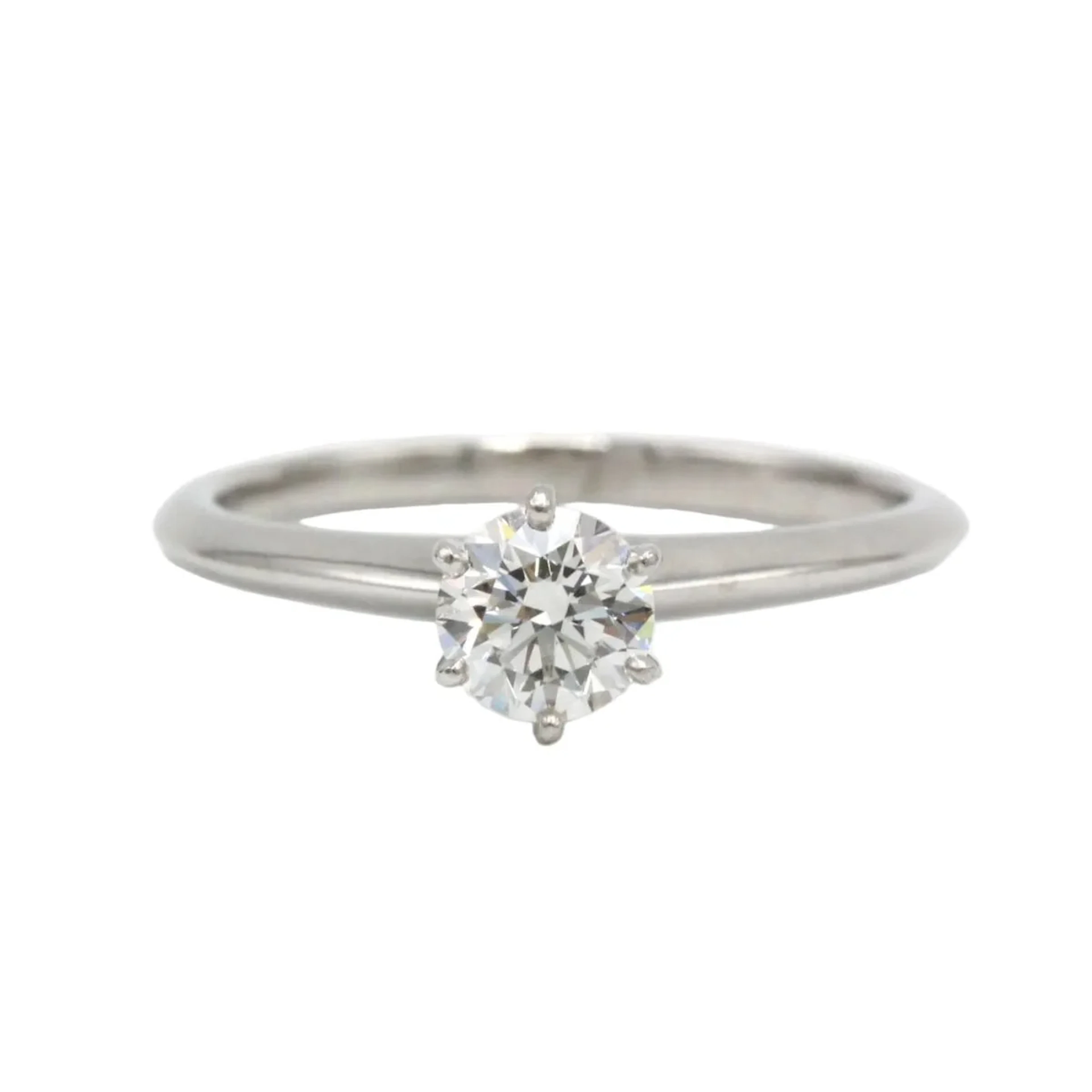 TIFFANY & CO. "Setting" Solitaire Ring in Platinum with a Diamond