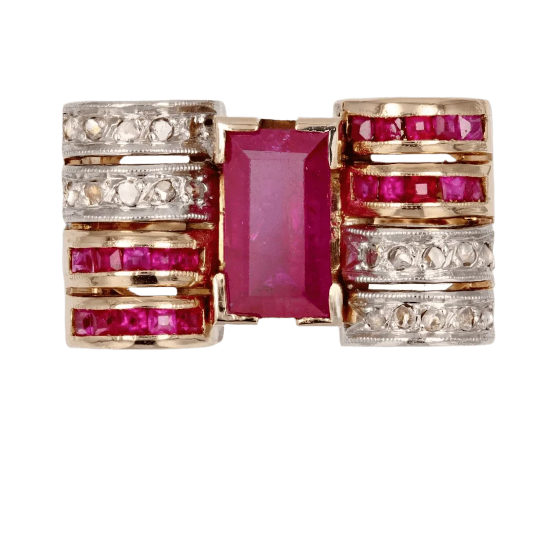 Tank ring in yellow gold, platinum, rubies and diamonds