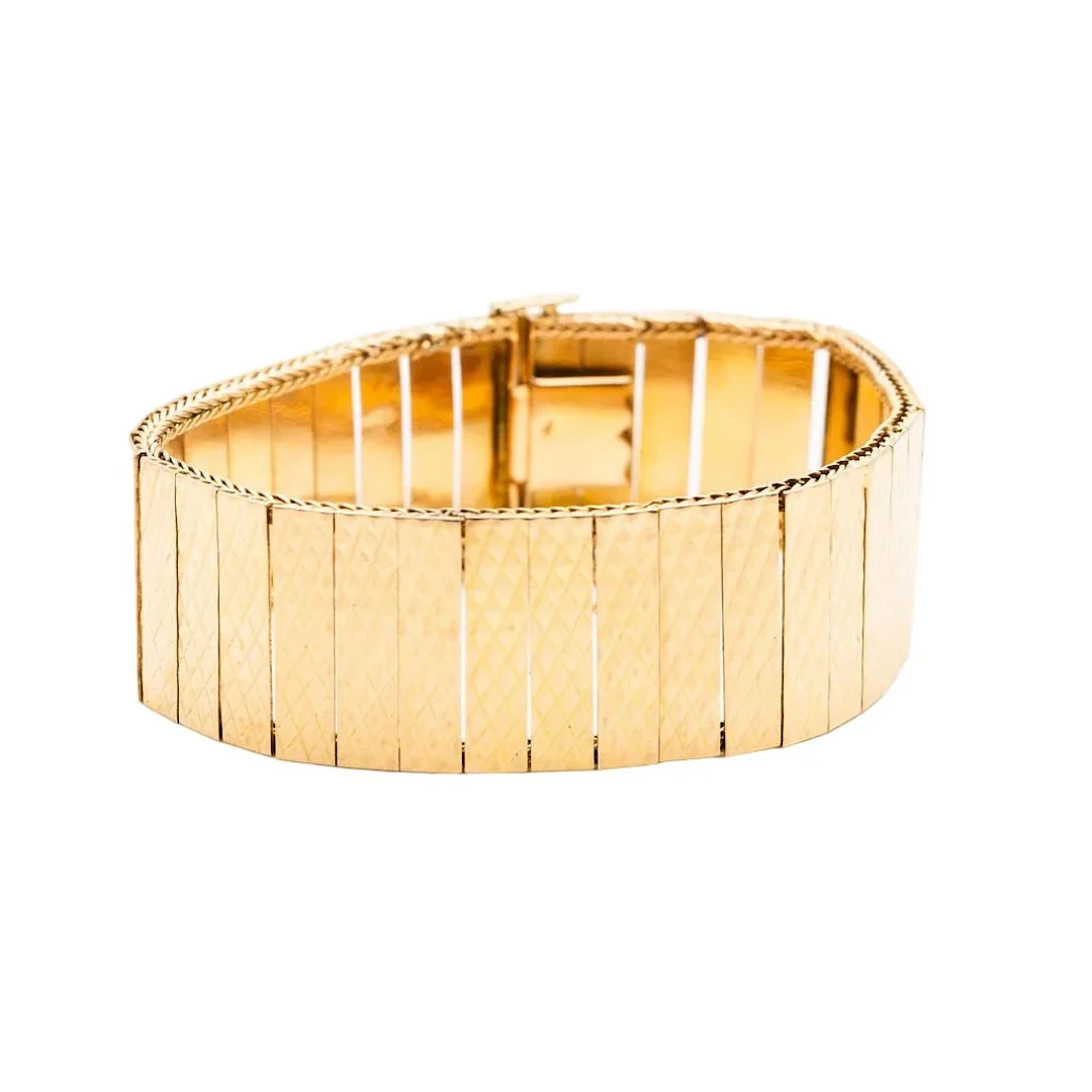 Bracelet Cuff in rose gold