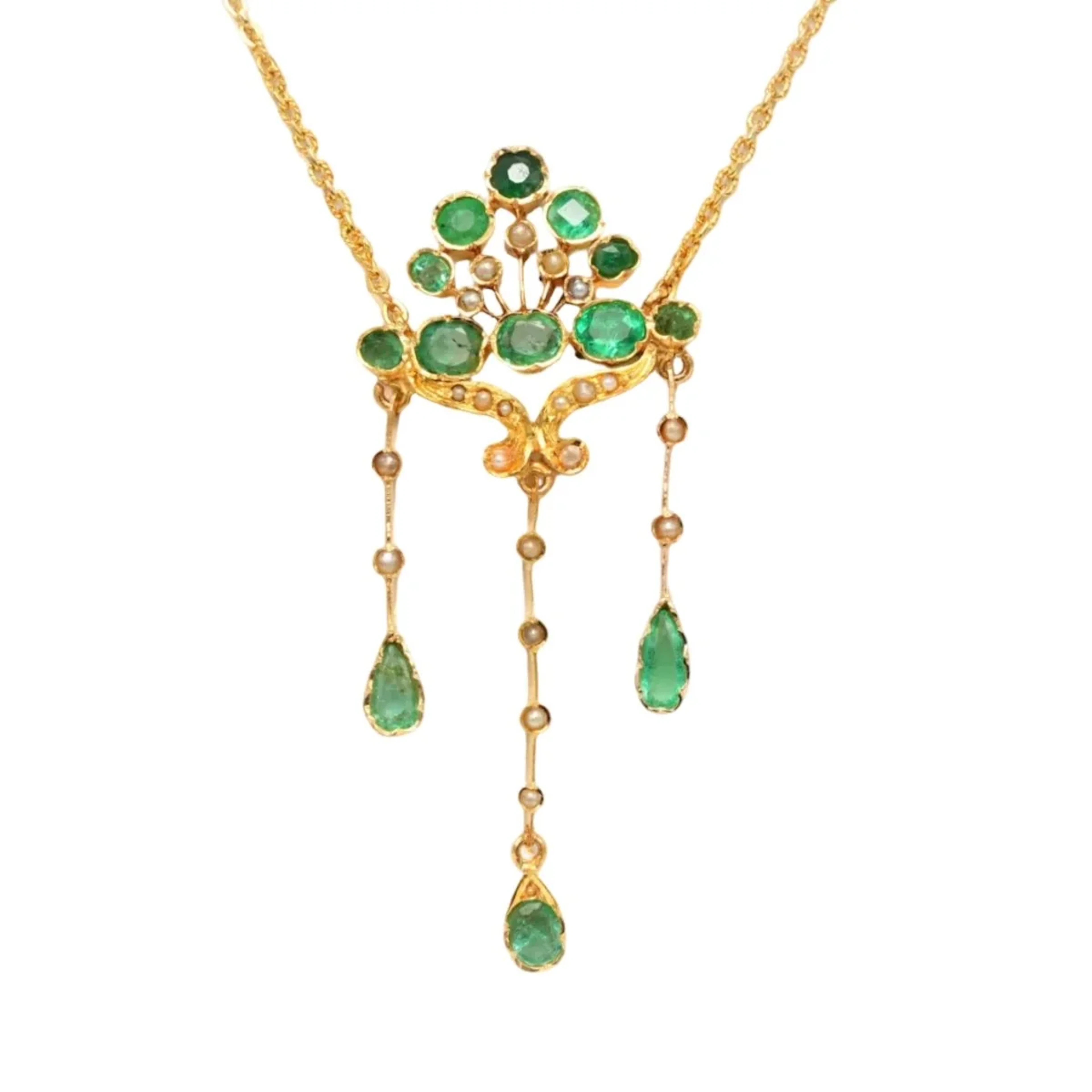 Necklace Pendant in yellow gold, emeralds and pearls