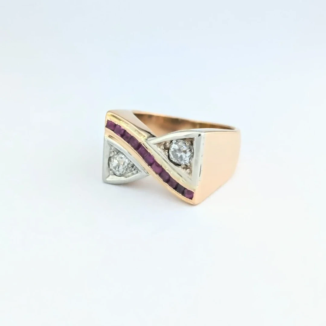 Bague TANK or rose diamants et rubis