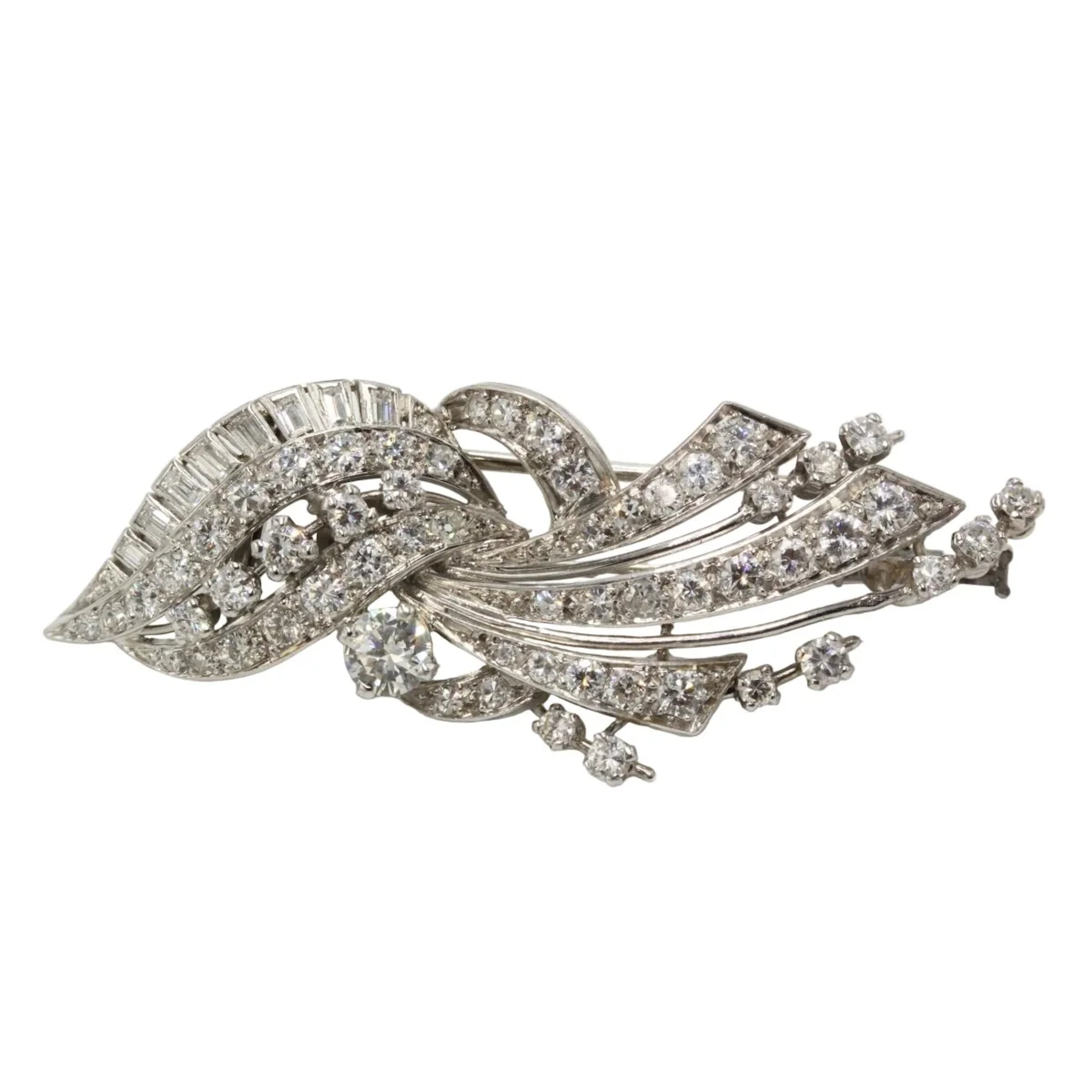 Brooch Double Pin in paltinium and diamonds