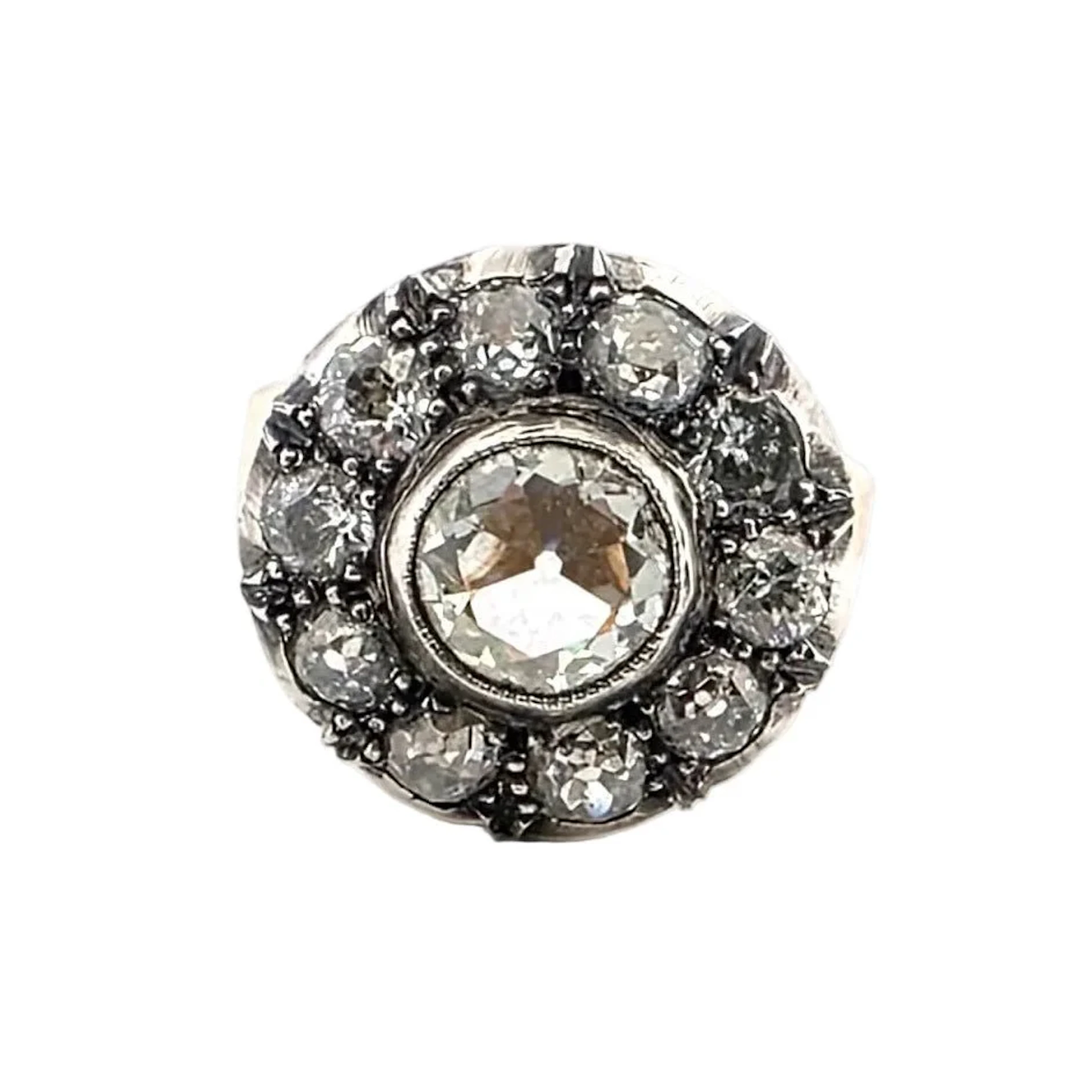 Entourage Ring in yellow gold, silver, and diamonds